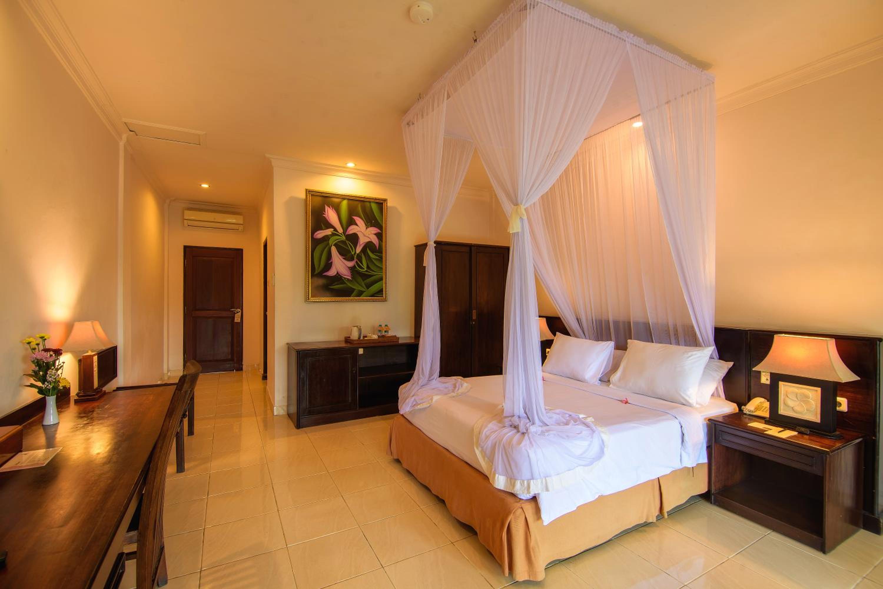 Deluxe Double or Twin Room - Photo 16