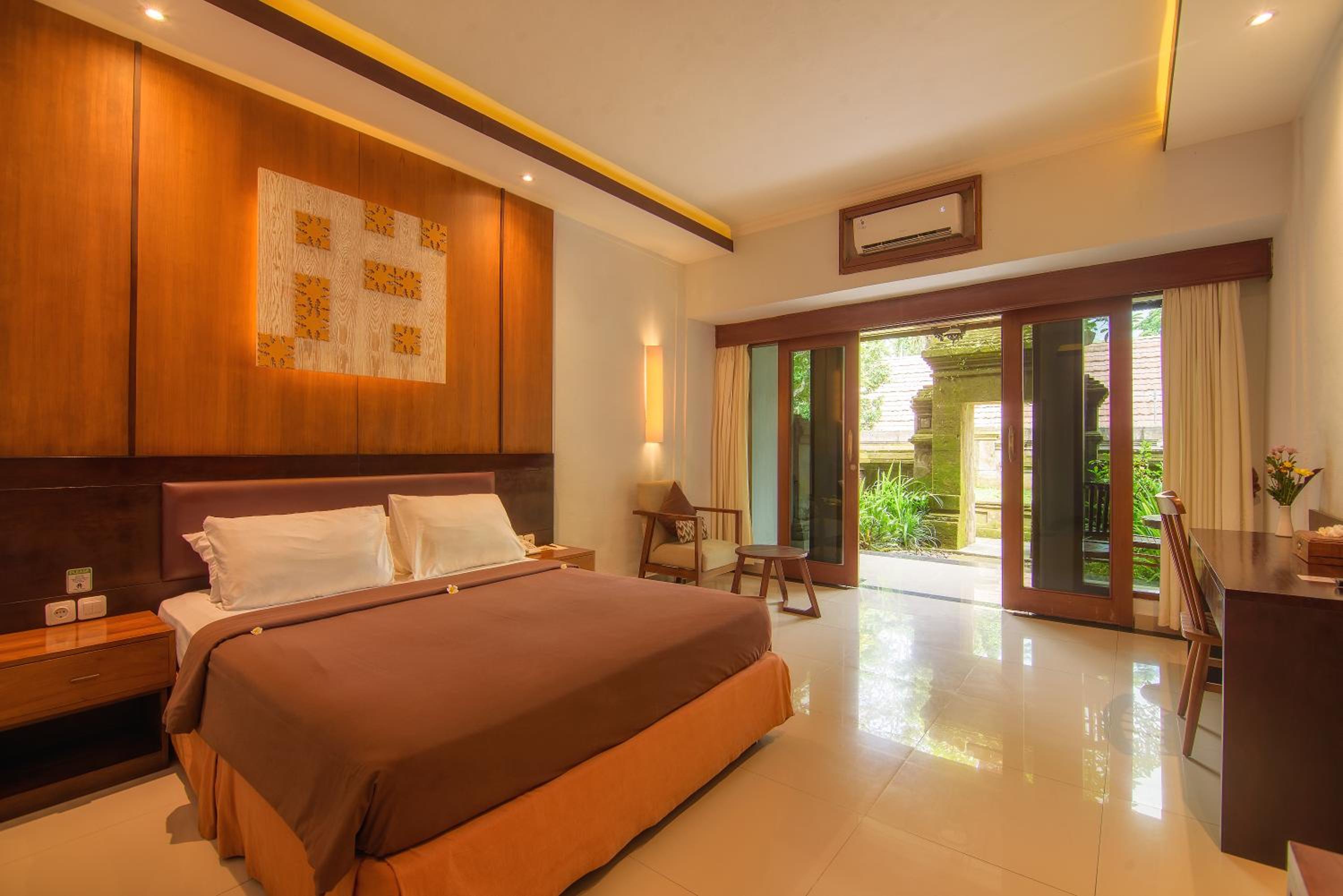 Superior Double or Twin Room - Photo 7