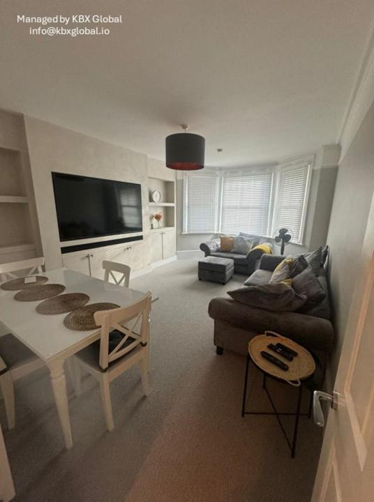 One-Bedroom Deluxe Apartment photo 1
