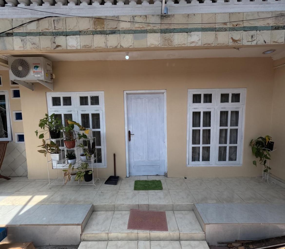 Two-Bedroom House photo 2