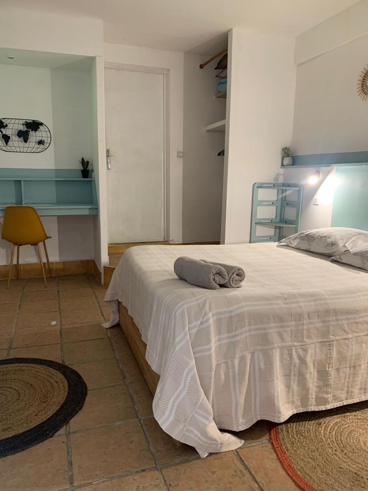 Family Double Room - Photo 1
