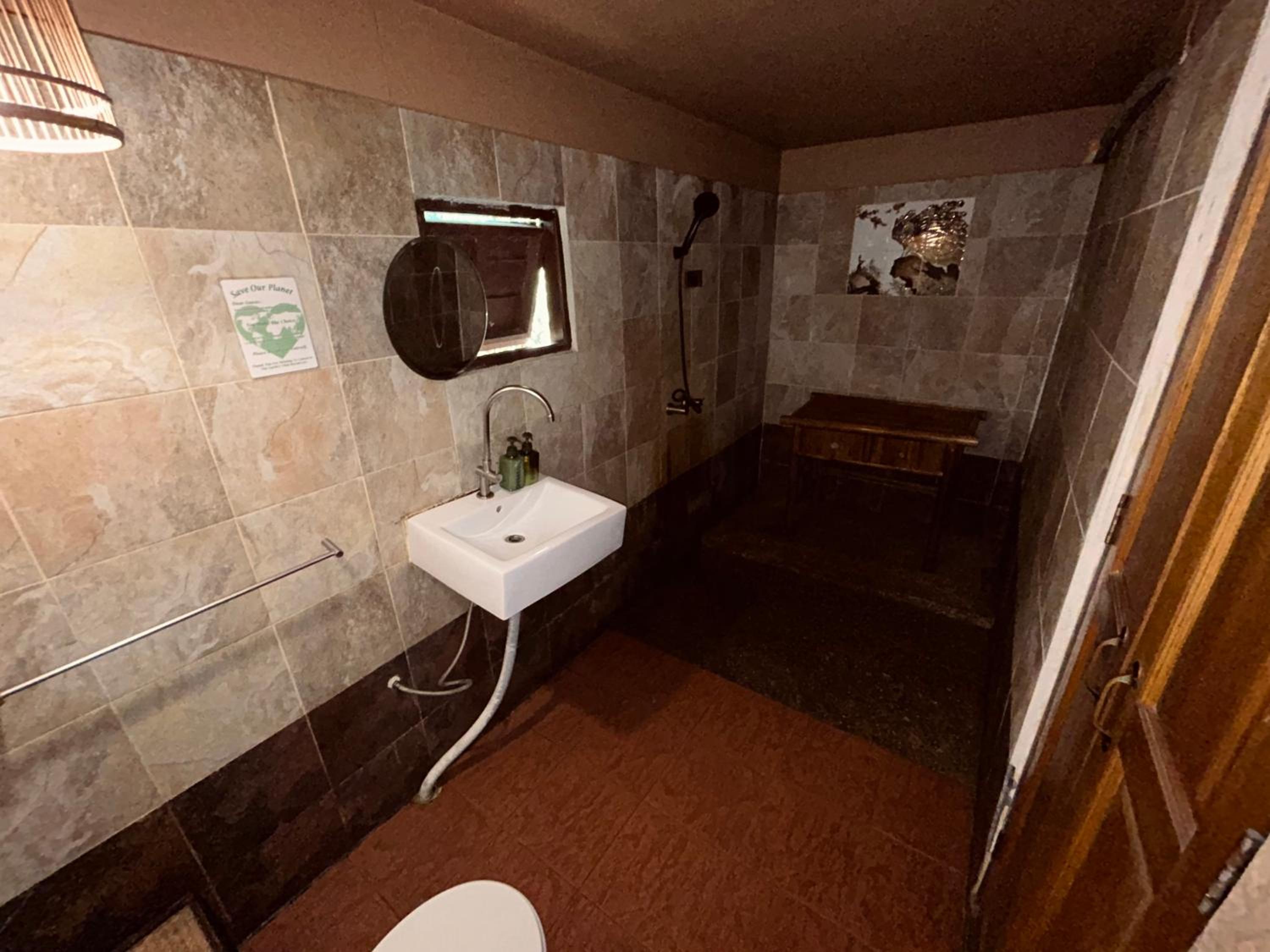Deluxe Bungalow - Photo 7