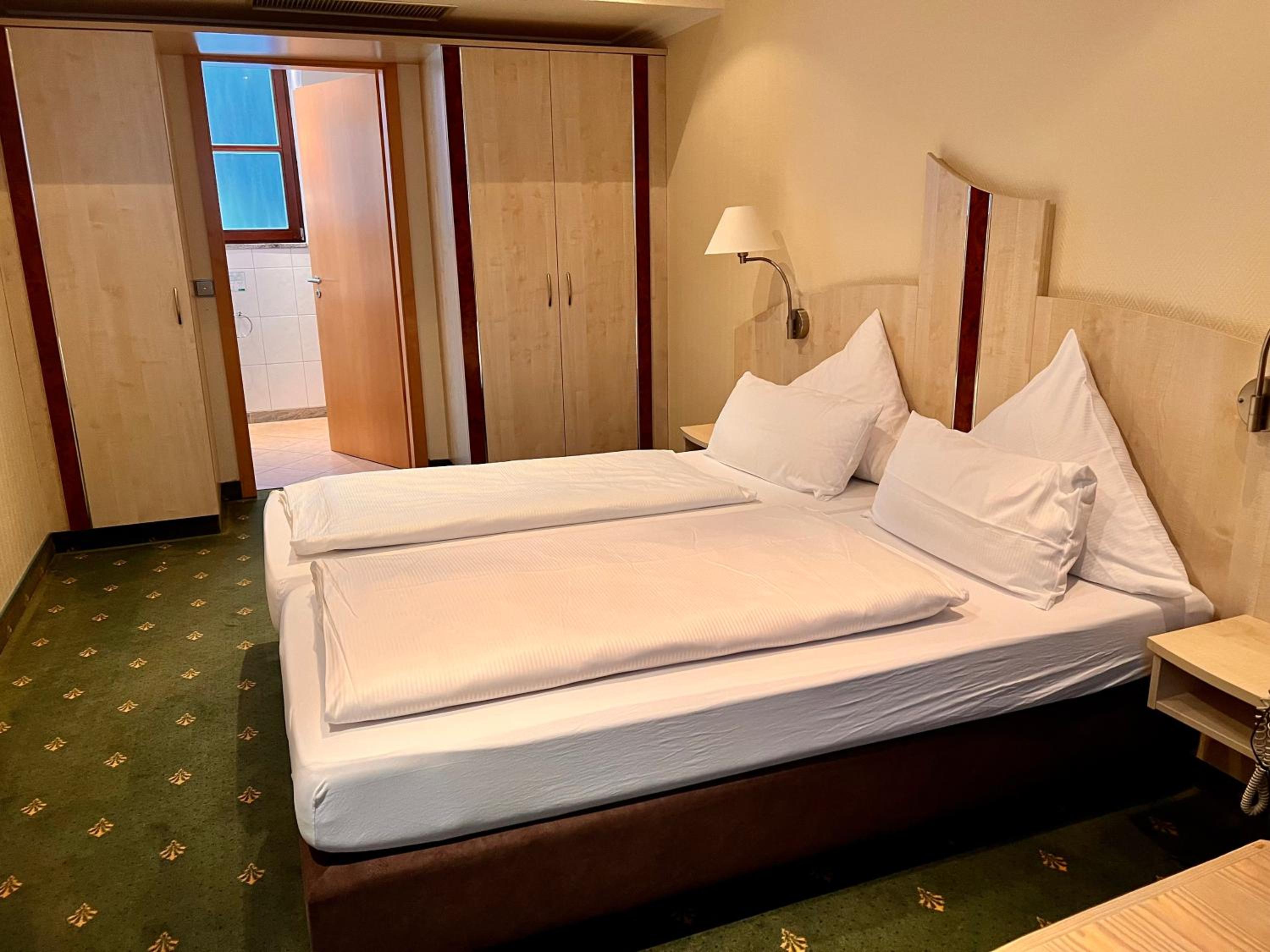 Small Double Room photo 3