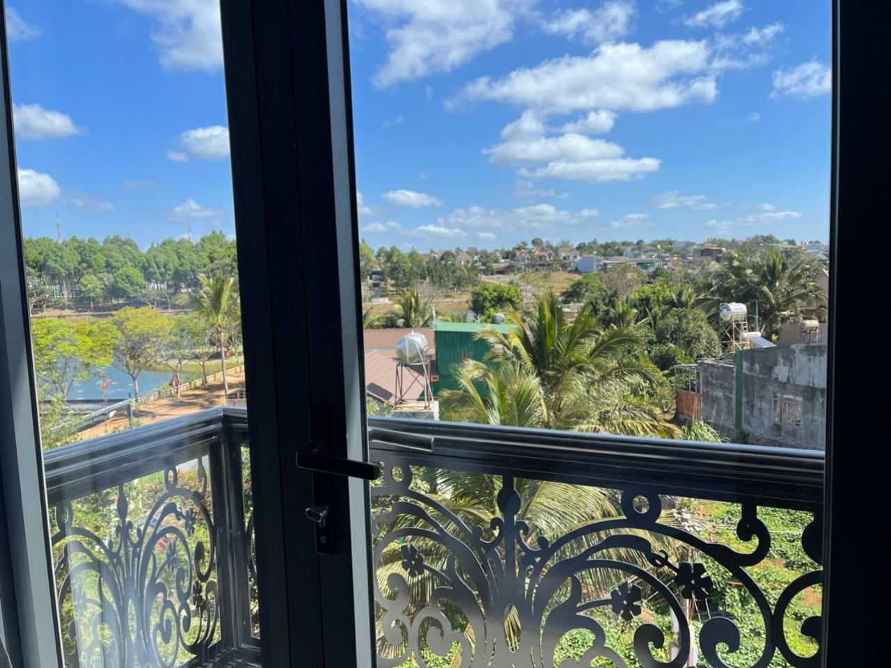 Superior Single Room With Lake View