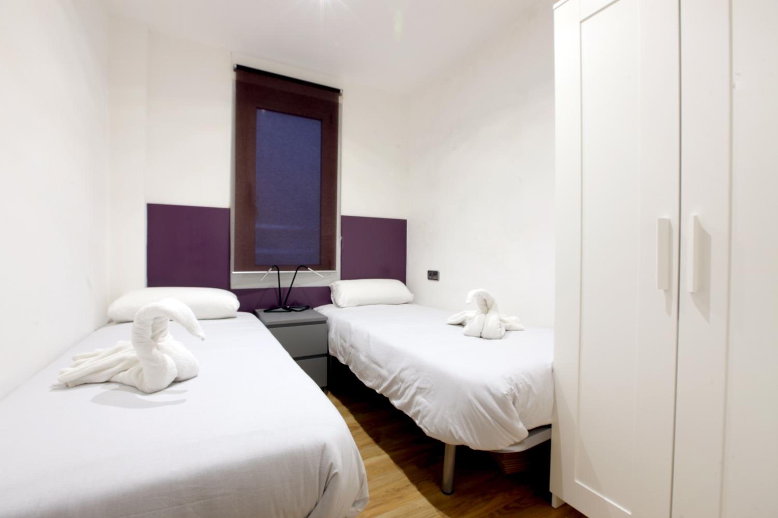 Deluxe Apartment photo 2