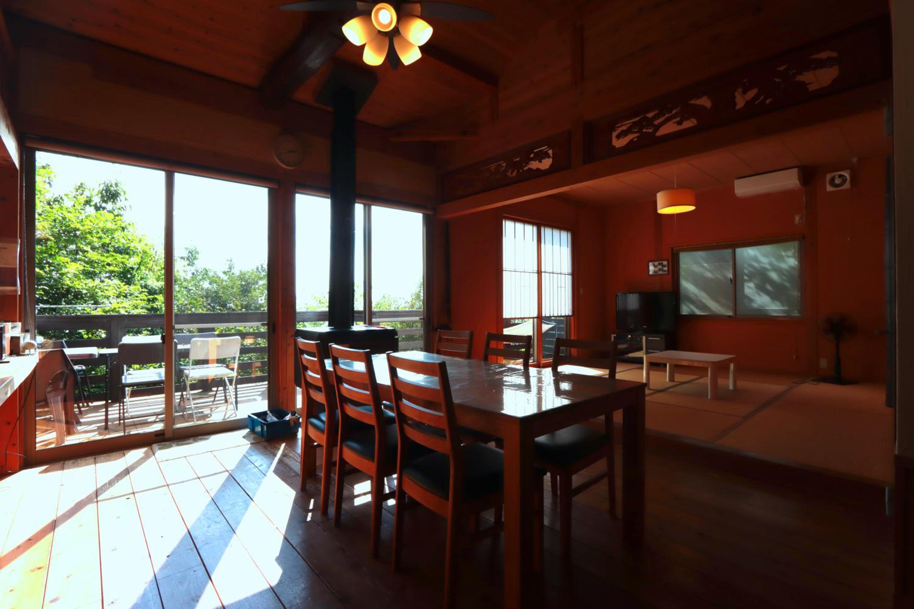 Japanese-Style Room