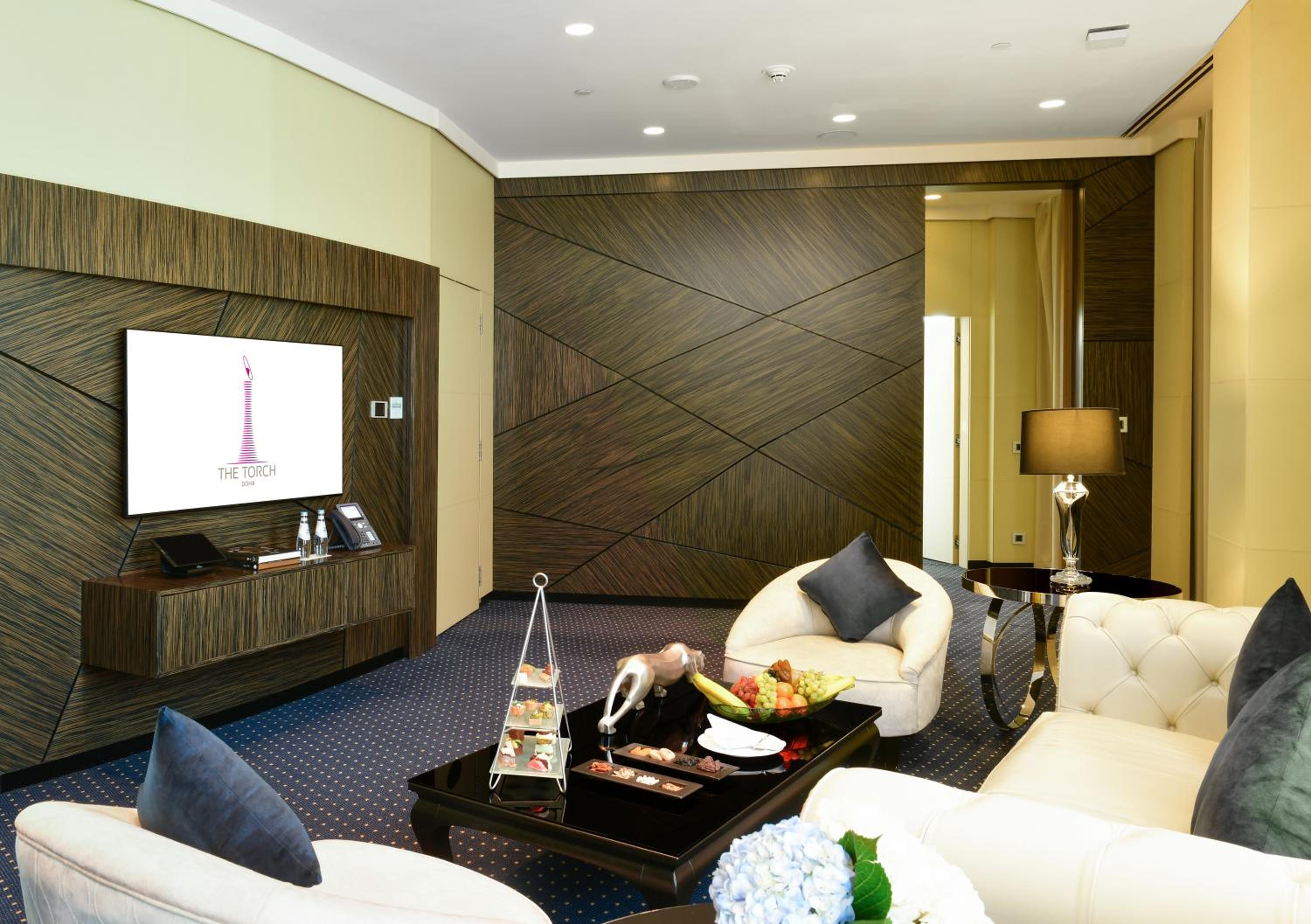Executive Two-Bedroom Suite - Photo 3