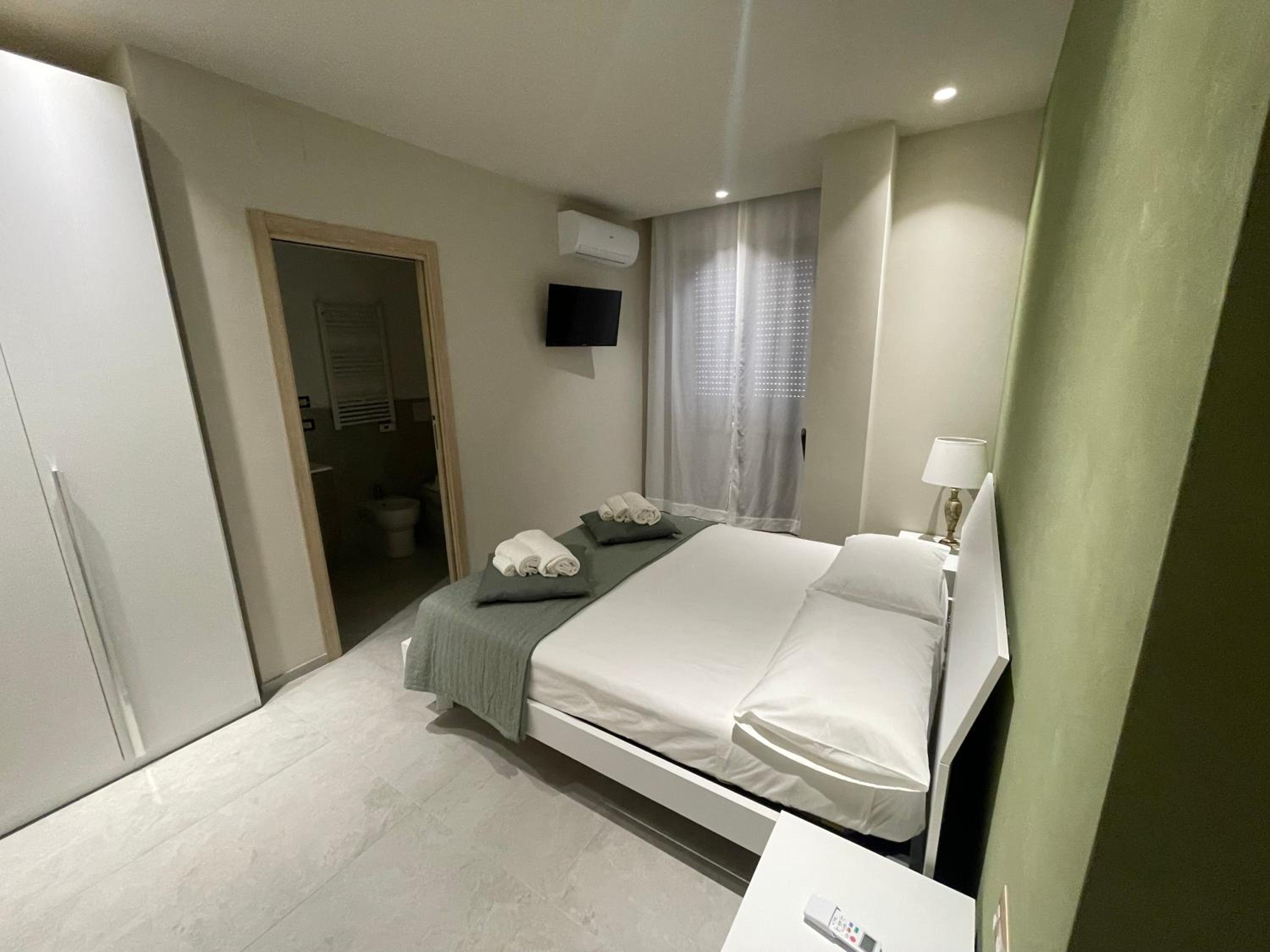 Standard Double Room photo 1