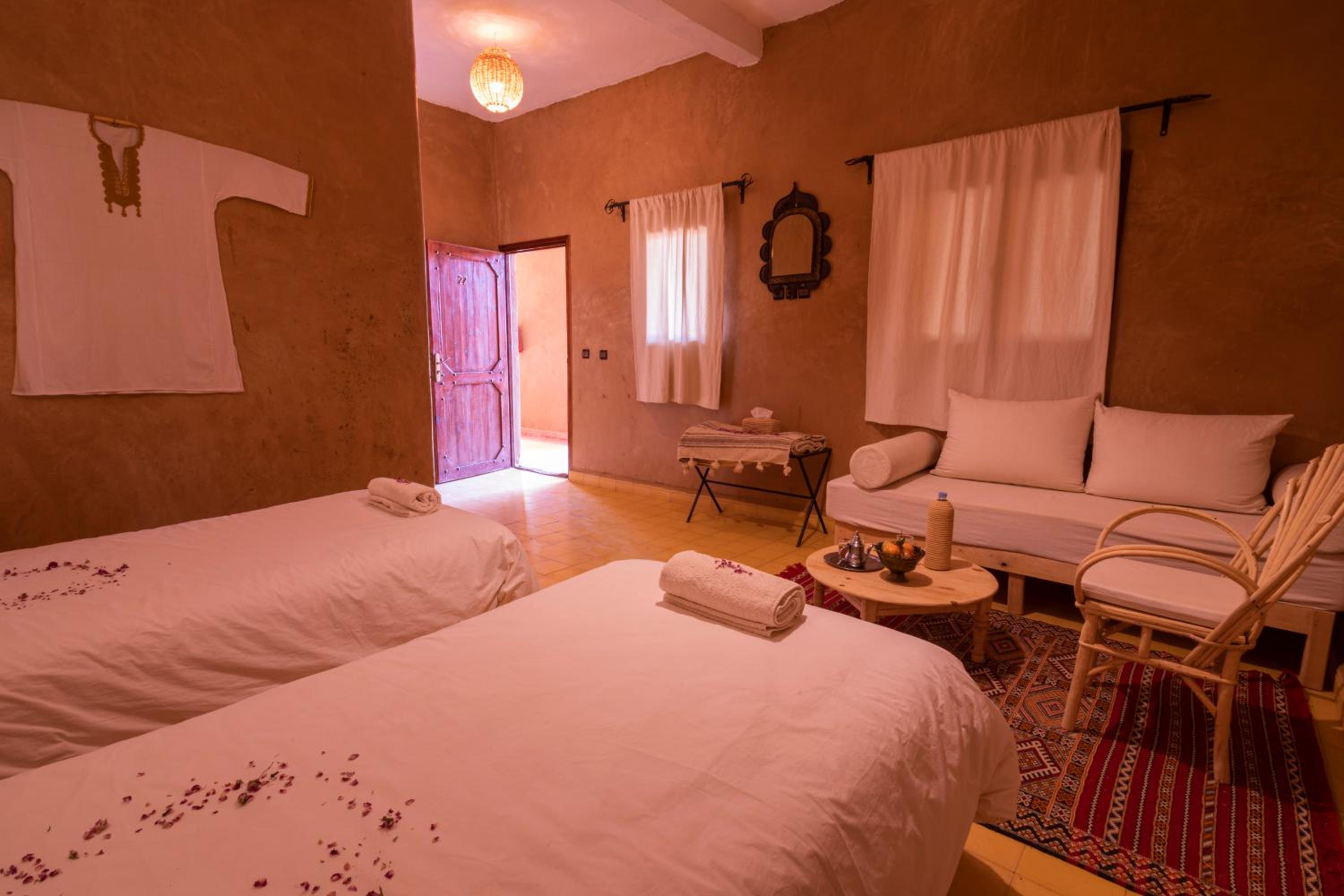 Deluxe Double or Twin Room photo 2