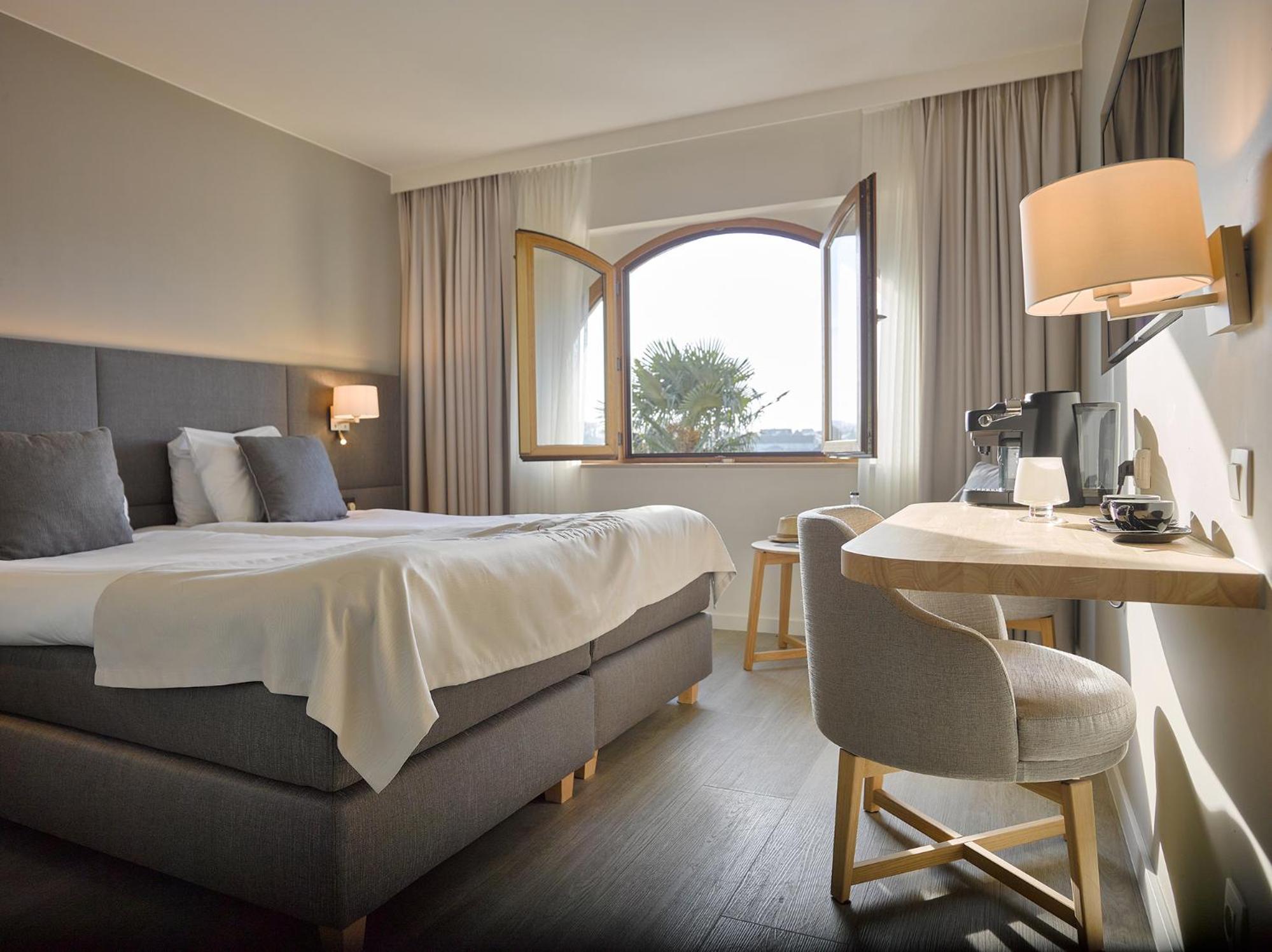 Standard Double or Twin Room photo 1