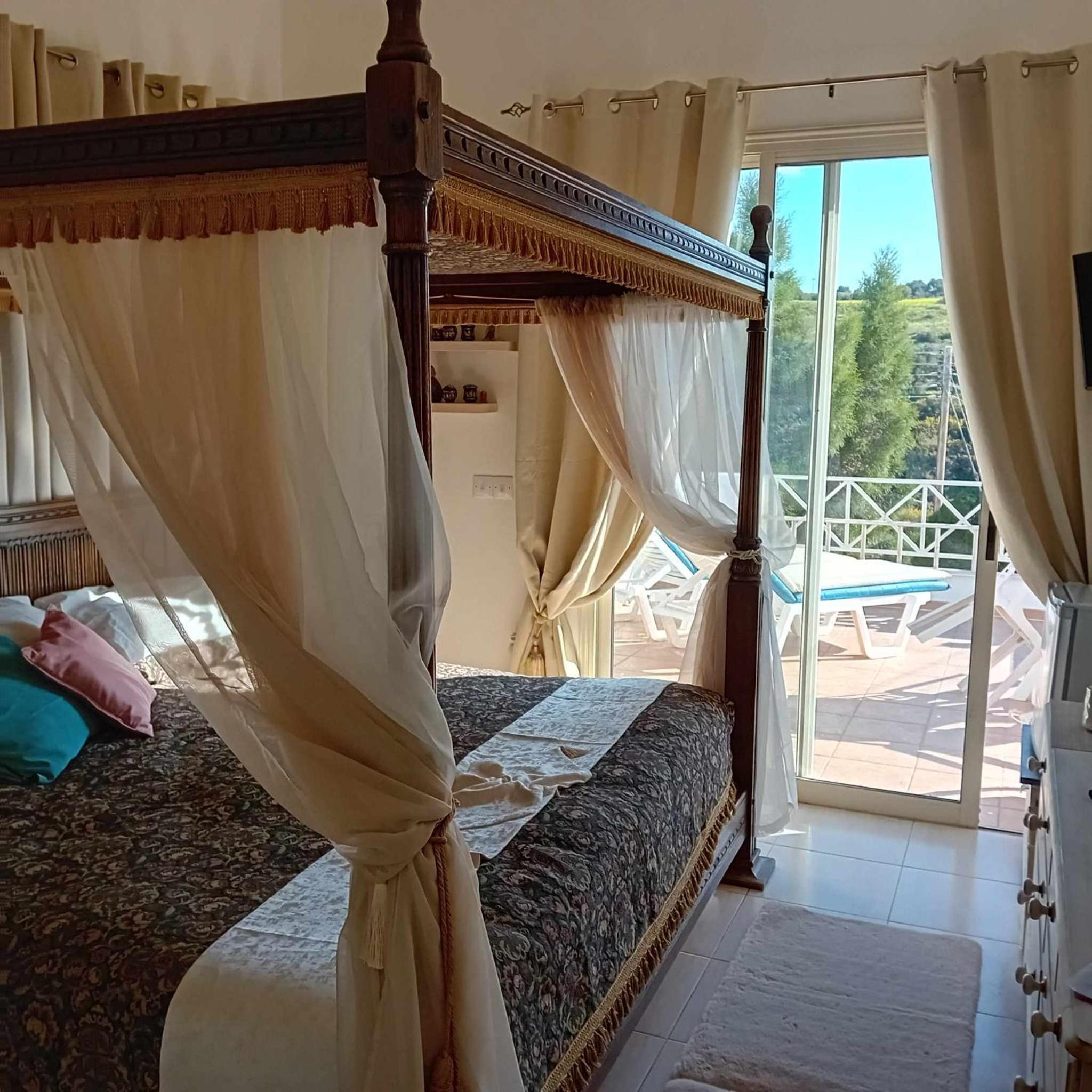 Standard King Room