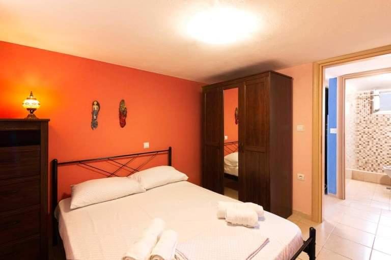 Two-Bedroom House photo 1