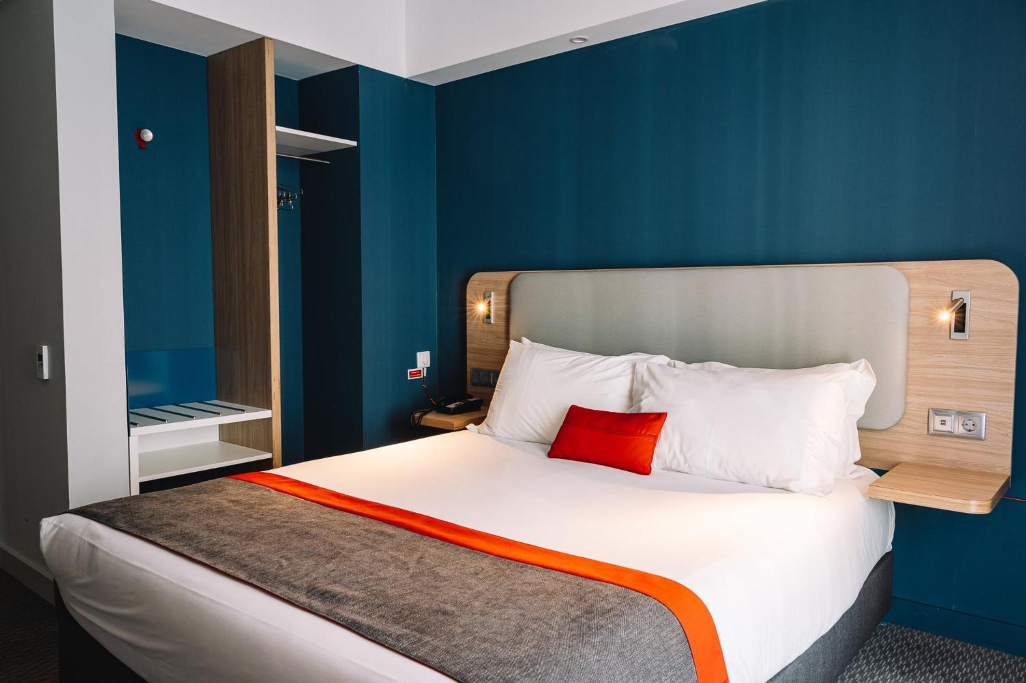 Standard Double Room with Free Breakfast