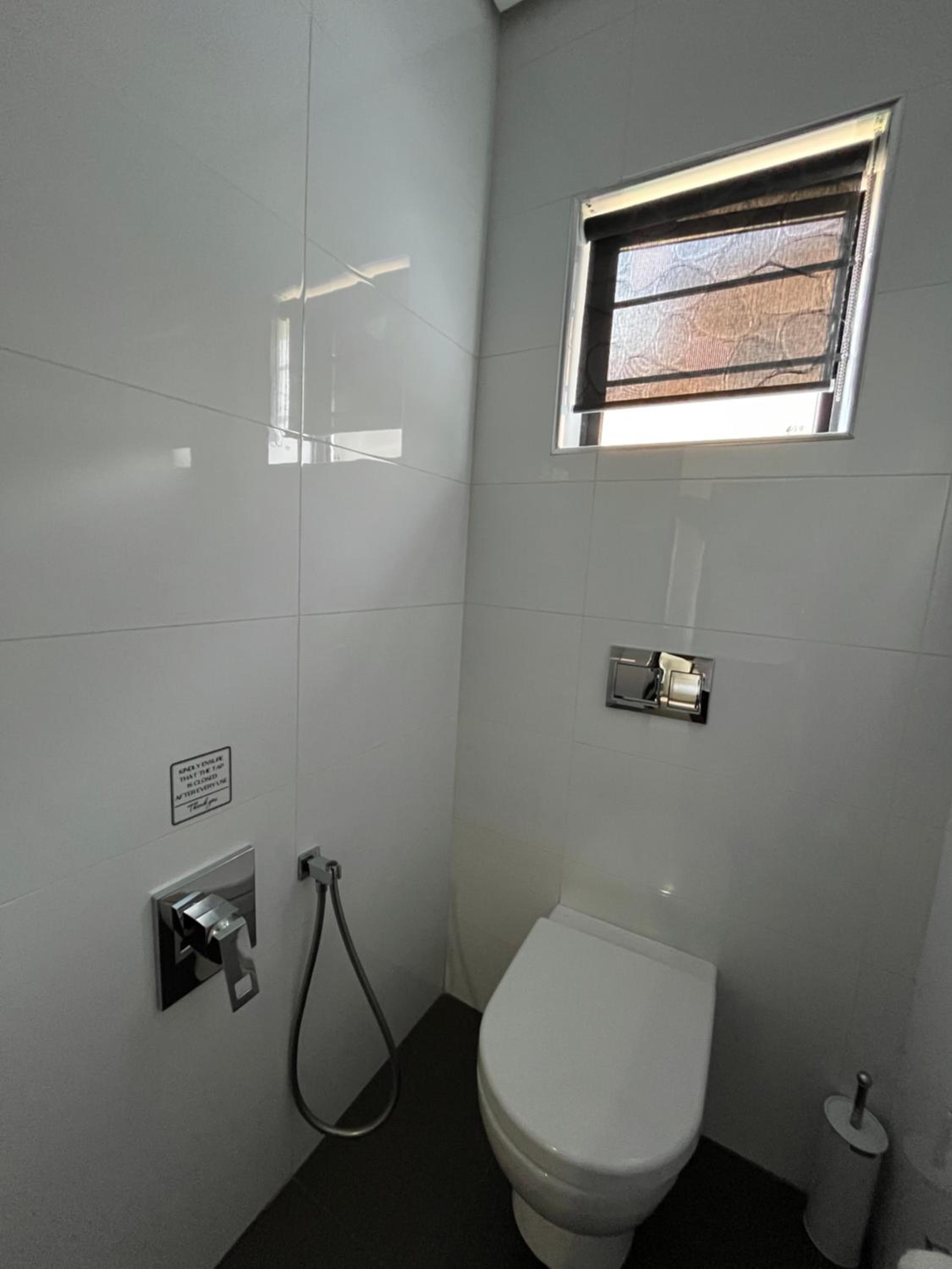 Standard Twin Room - Photo 6