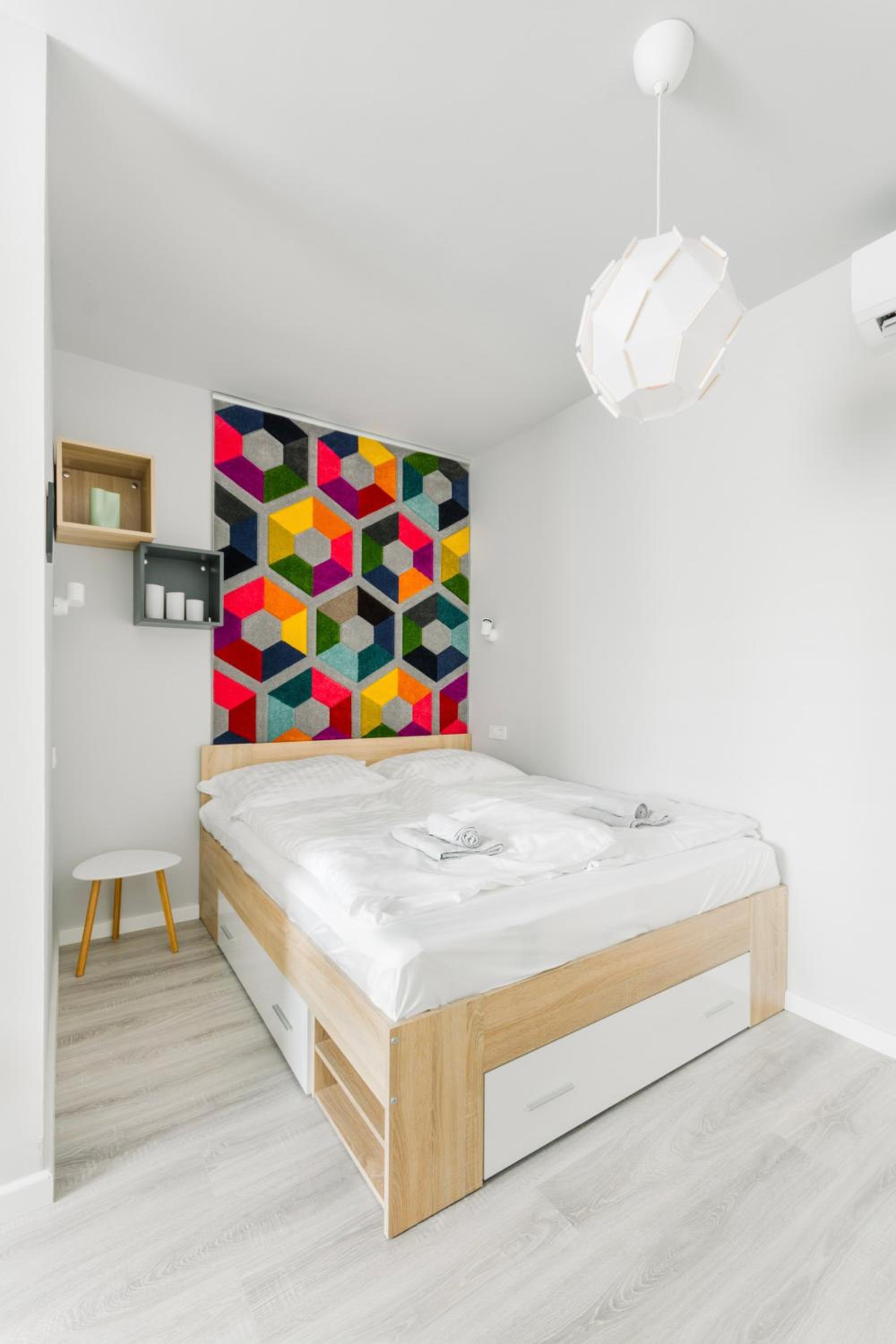 One-Bedroom Apartment photo 2