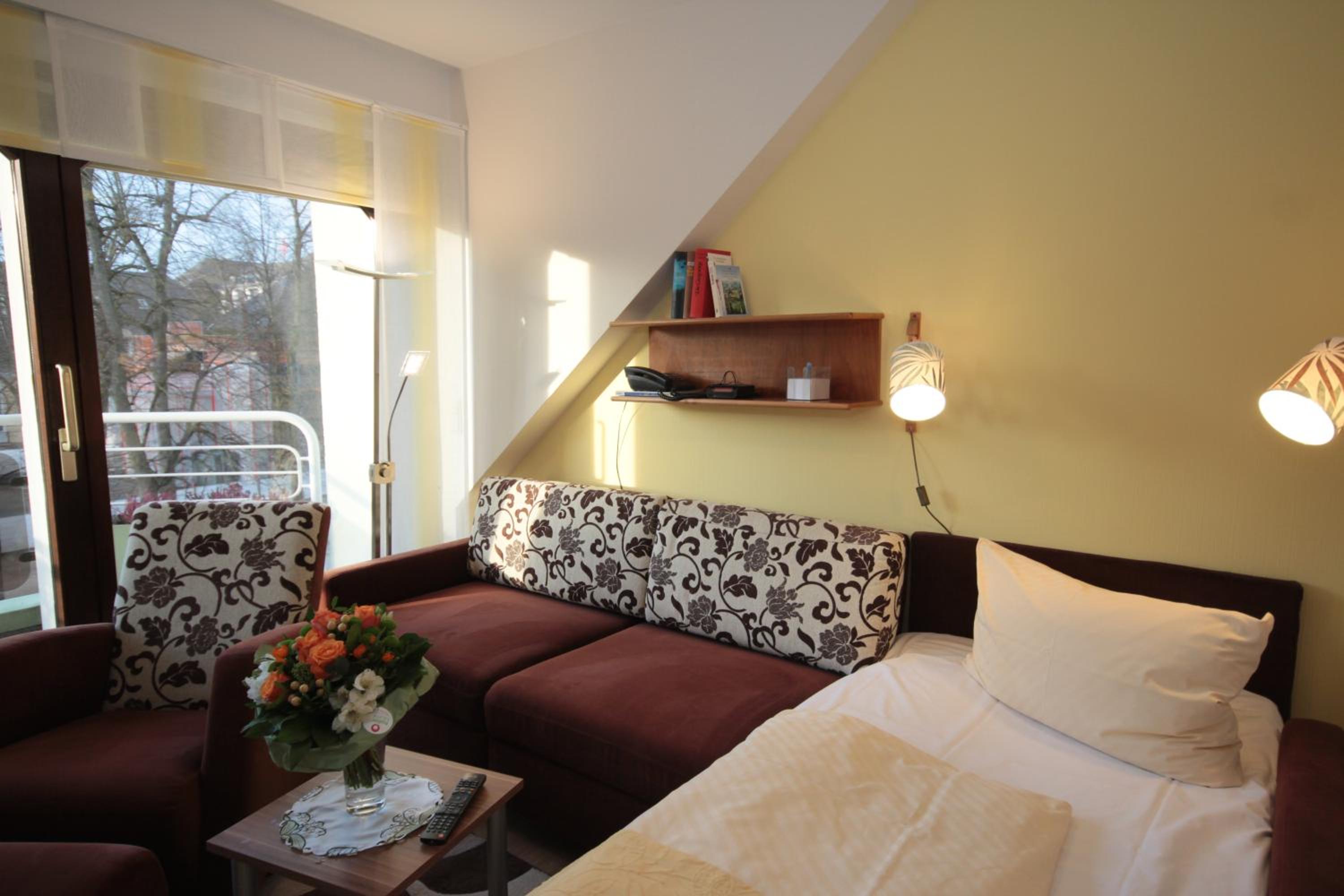 Single Room photo 3