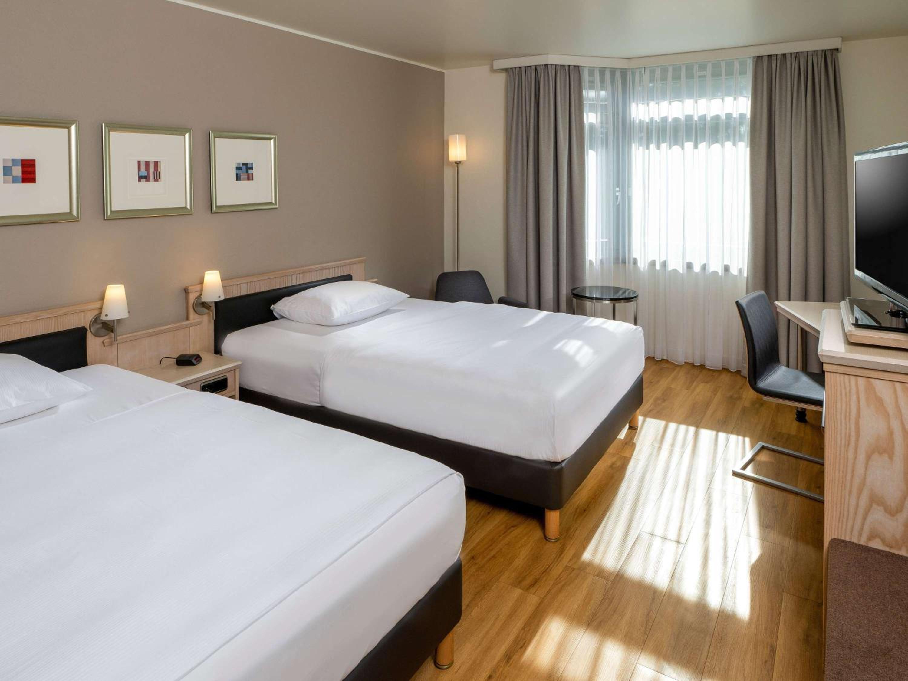Superior King Room - Photo 1
