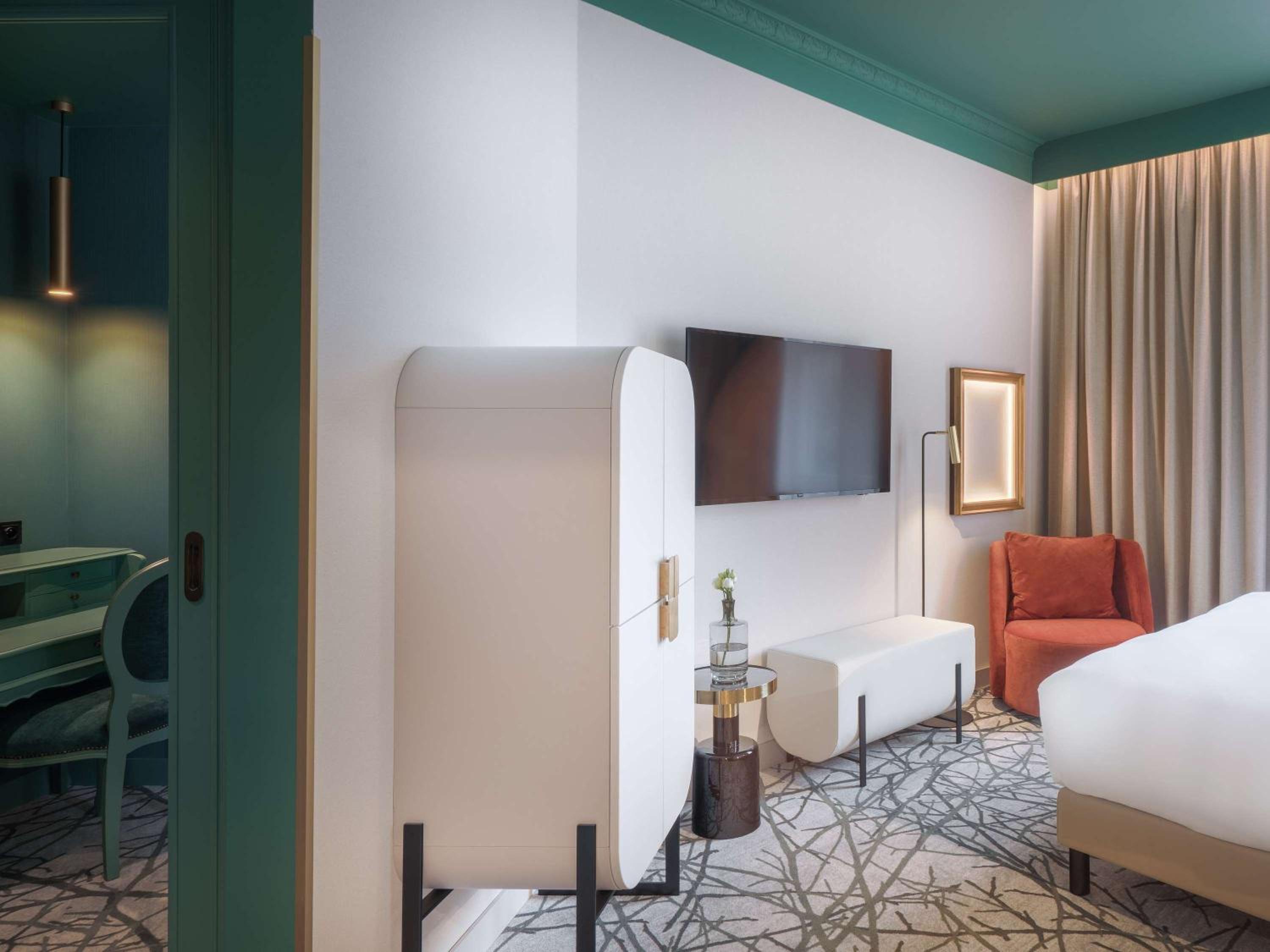 Superior King Room - Photo 5