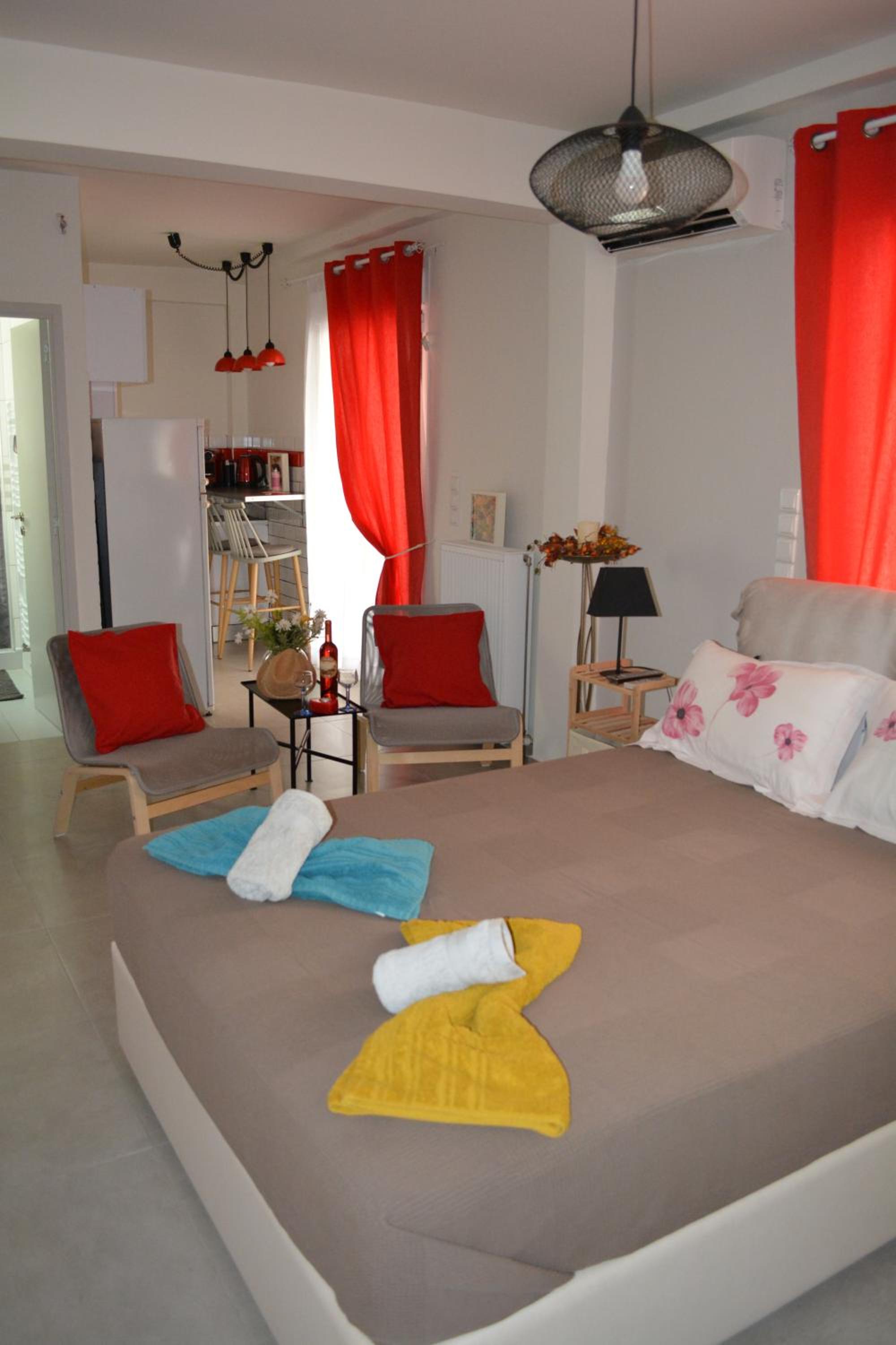 Studio Apartment