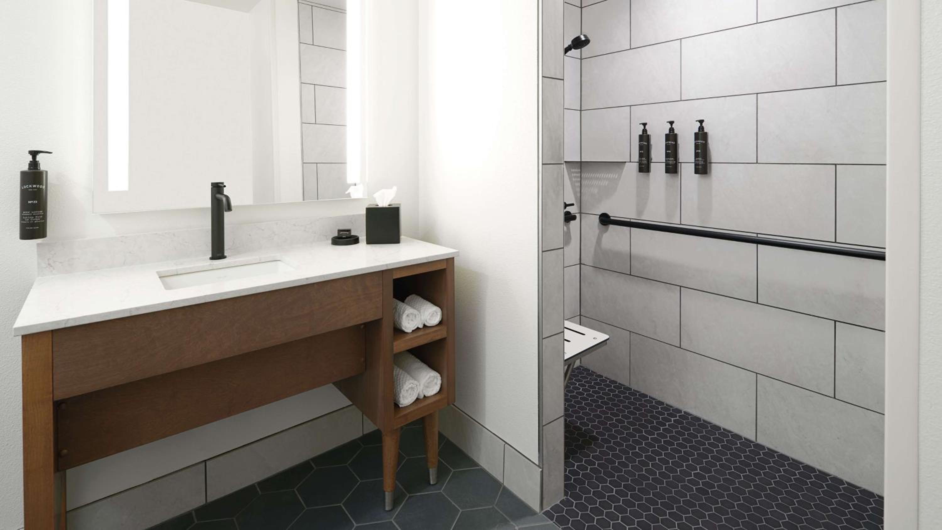 King Room with Roll-in Shower, Balcony and Partial River View - Mobility Access - Photo 3