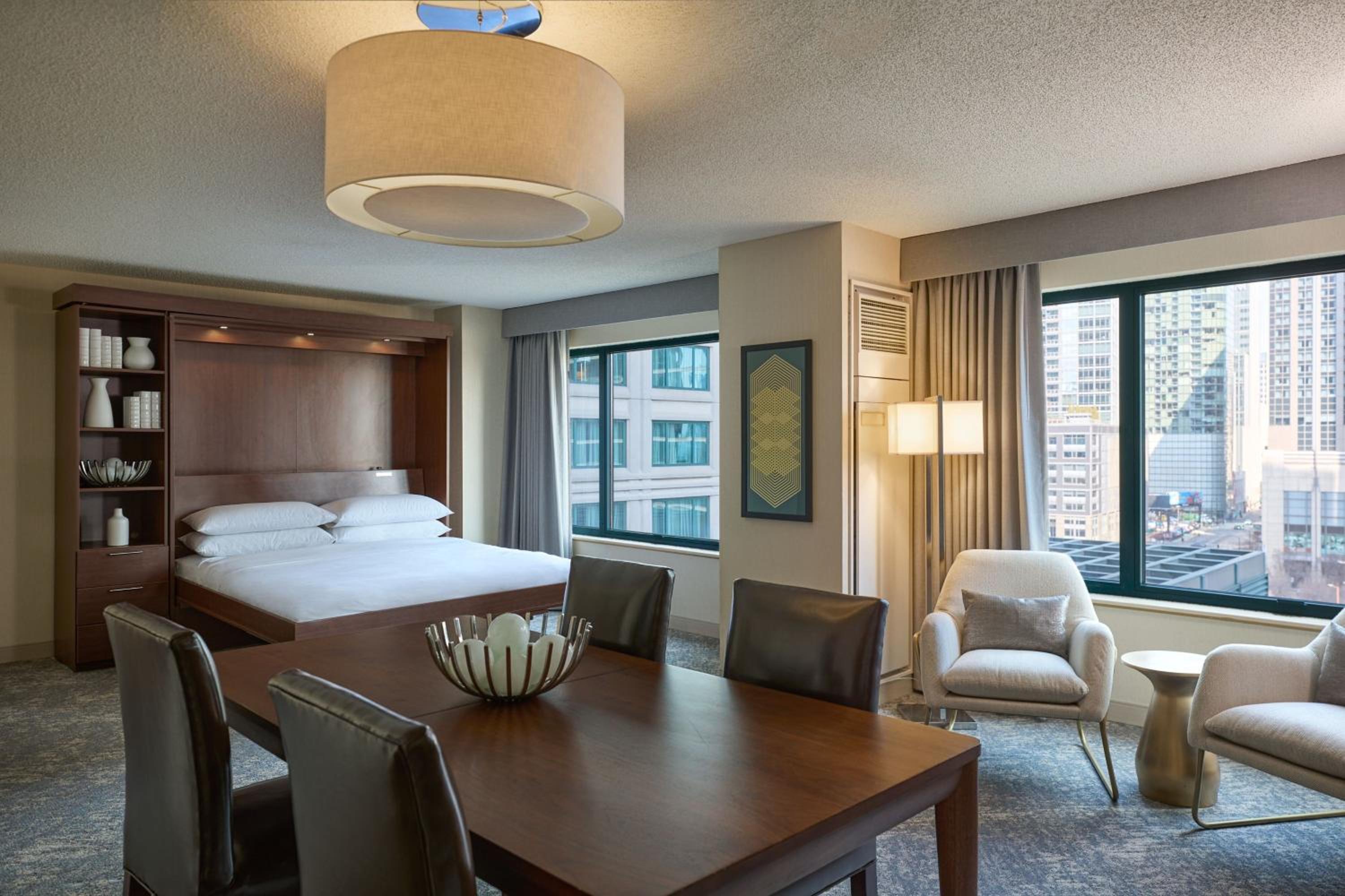 One-Bedroom Large Suite