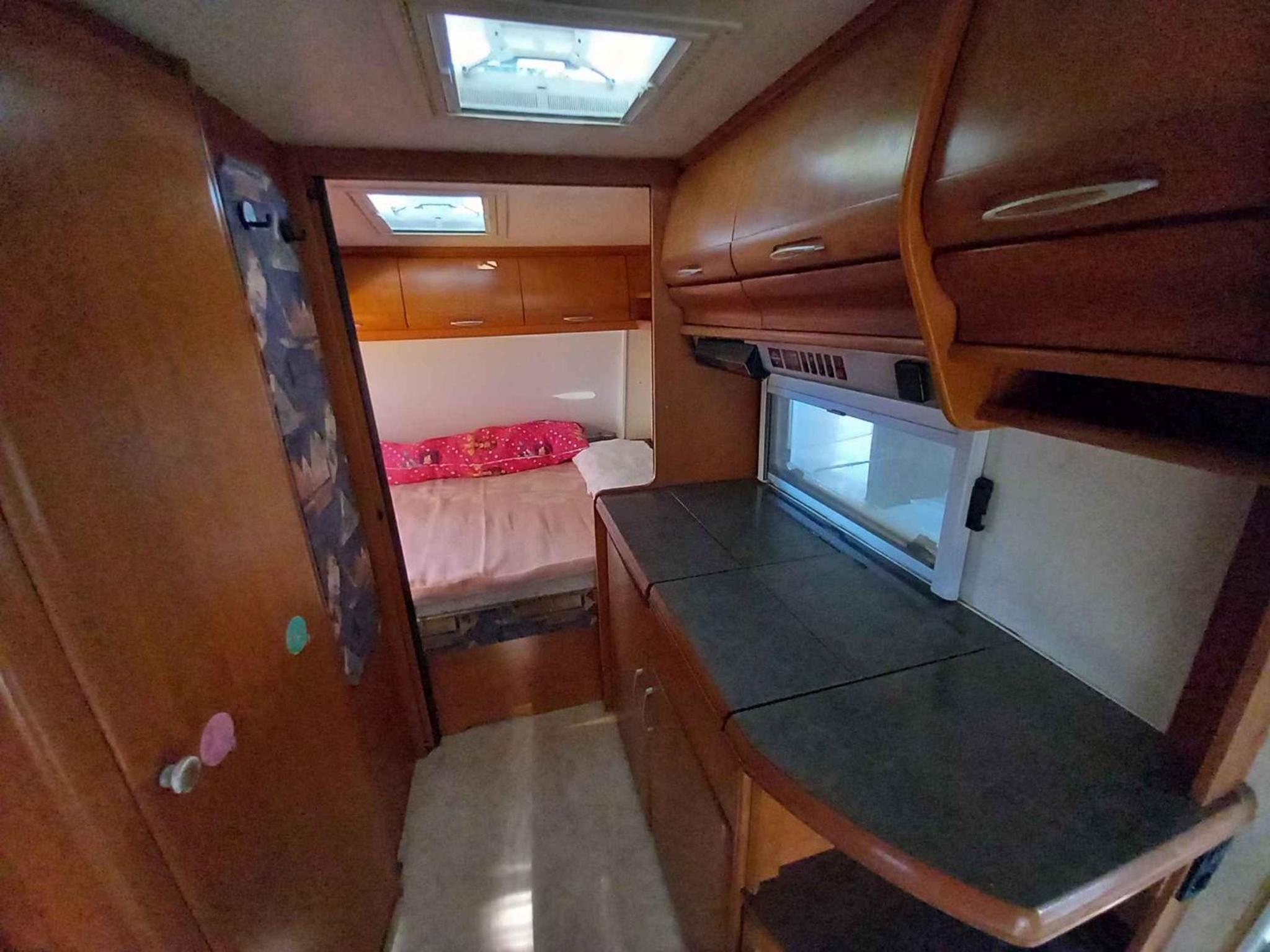 Mobile Home photo 1