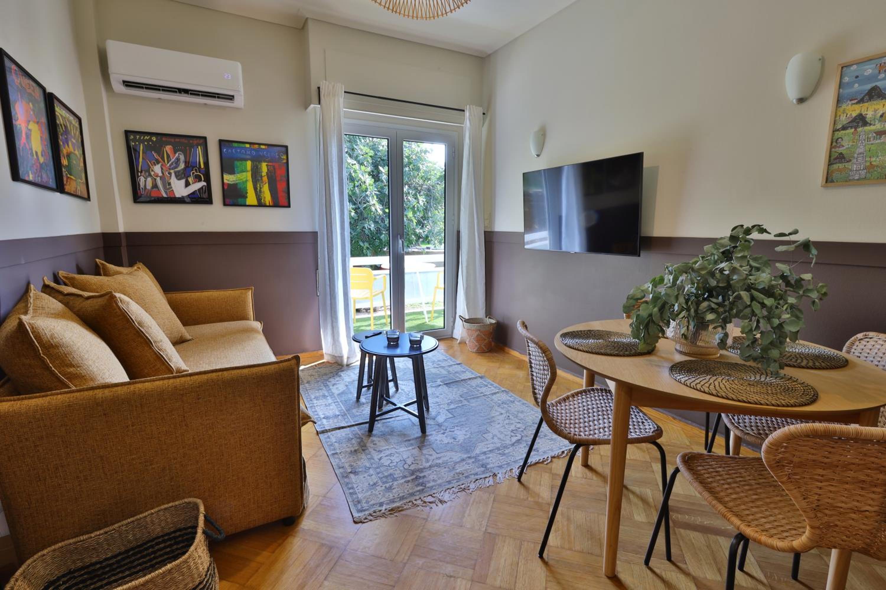 One-Bedroom Apartment