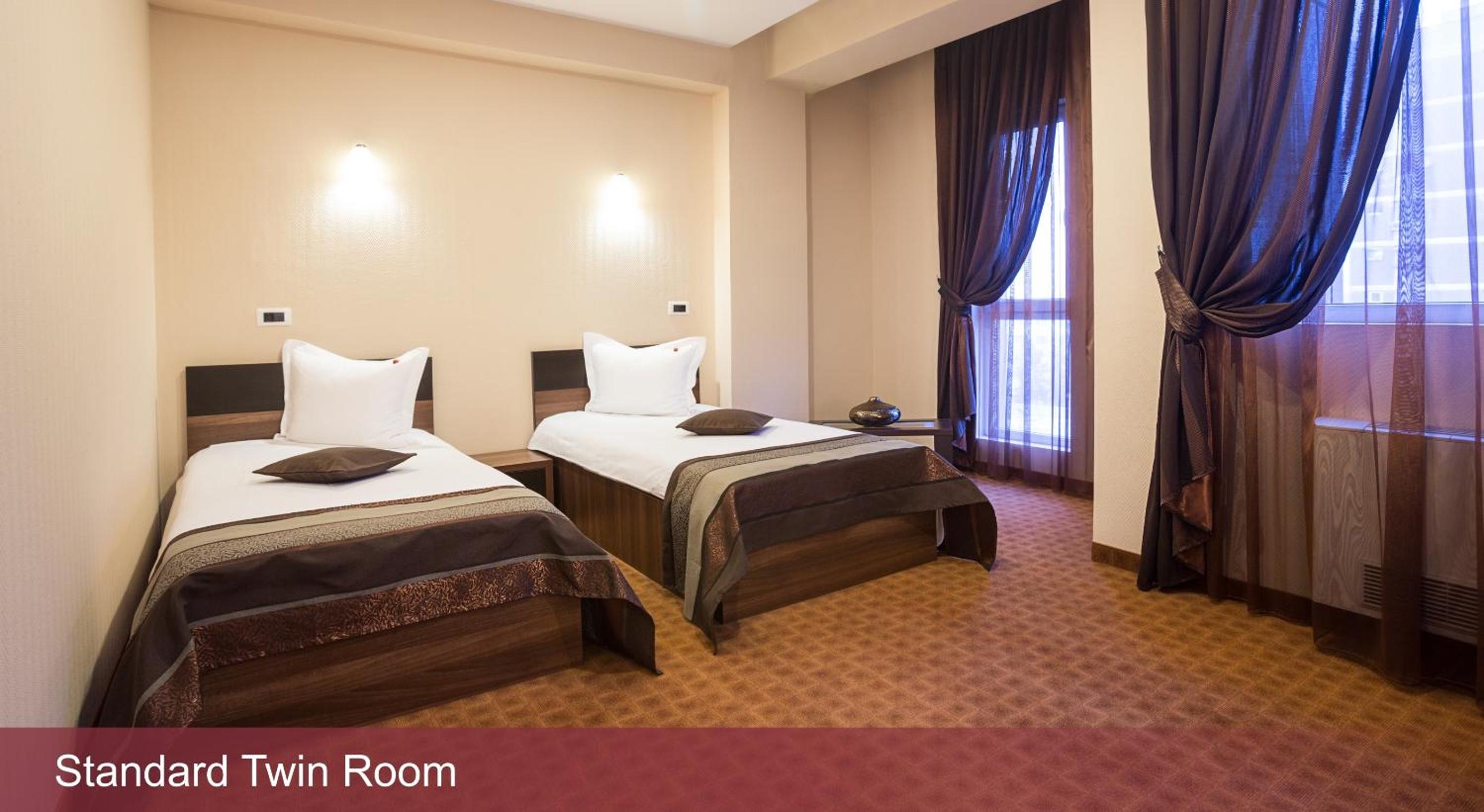 Superior Twin Room - Photo 9