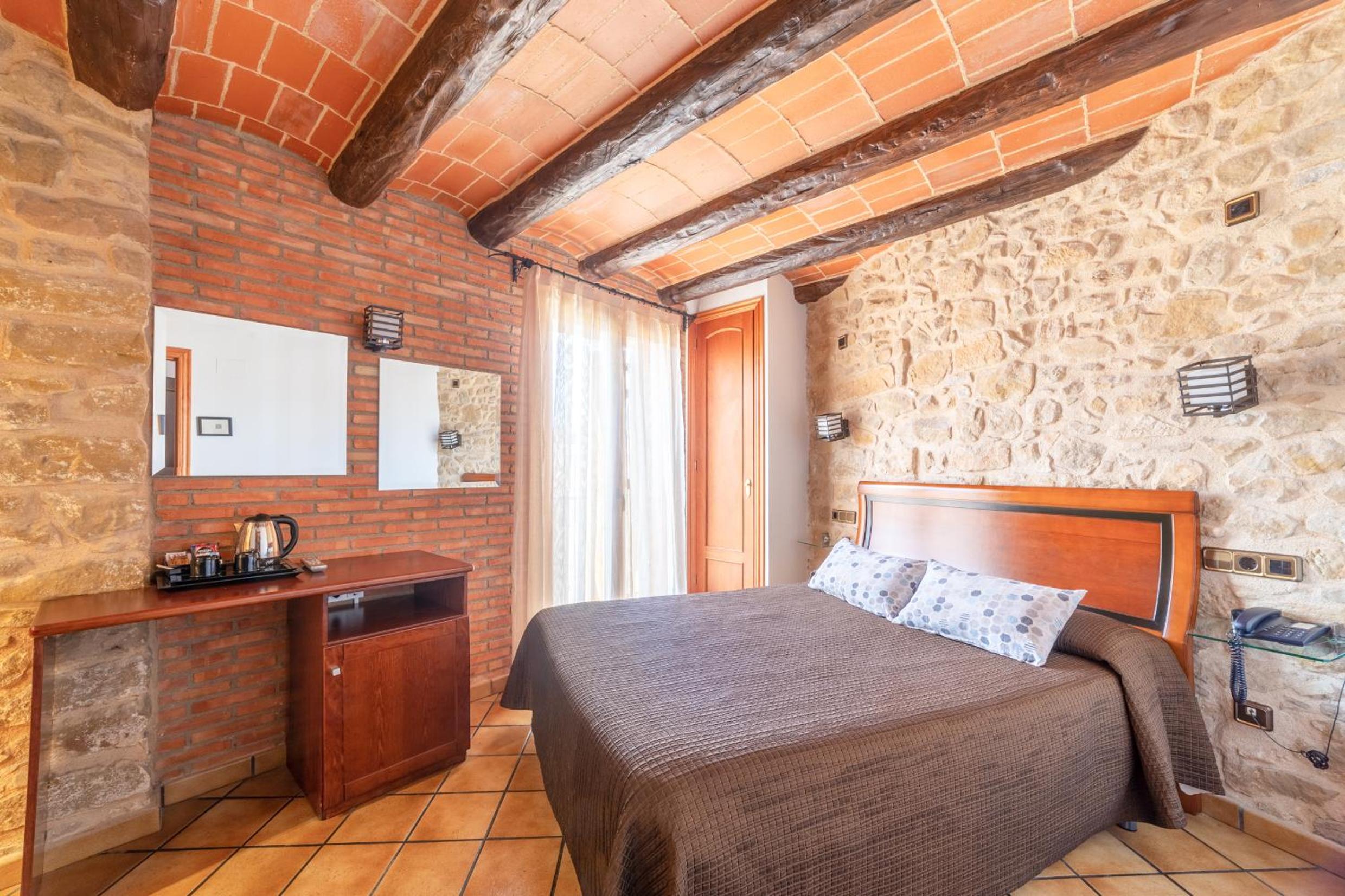 Double Room - Disability Access photo 3