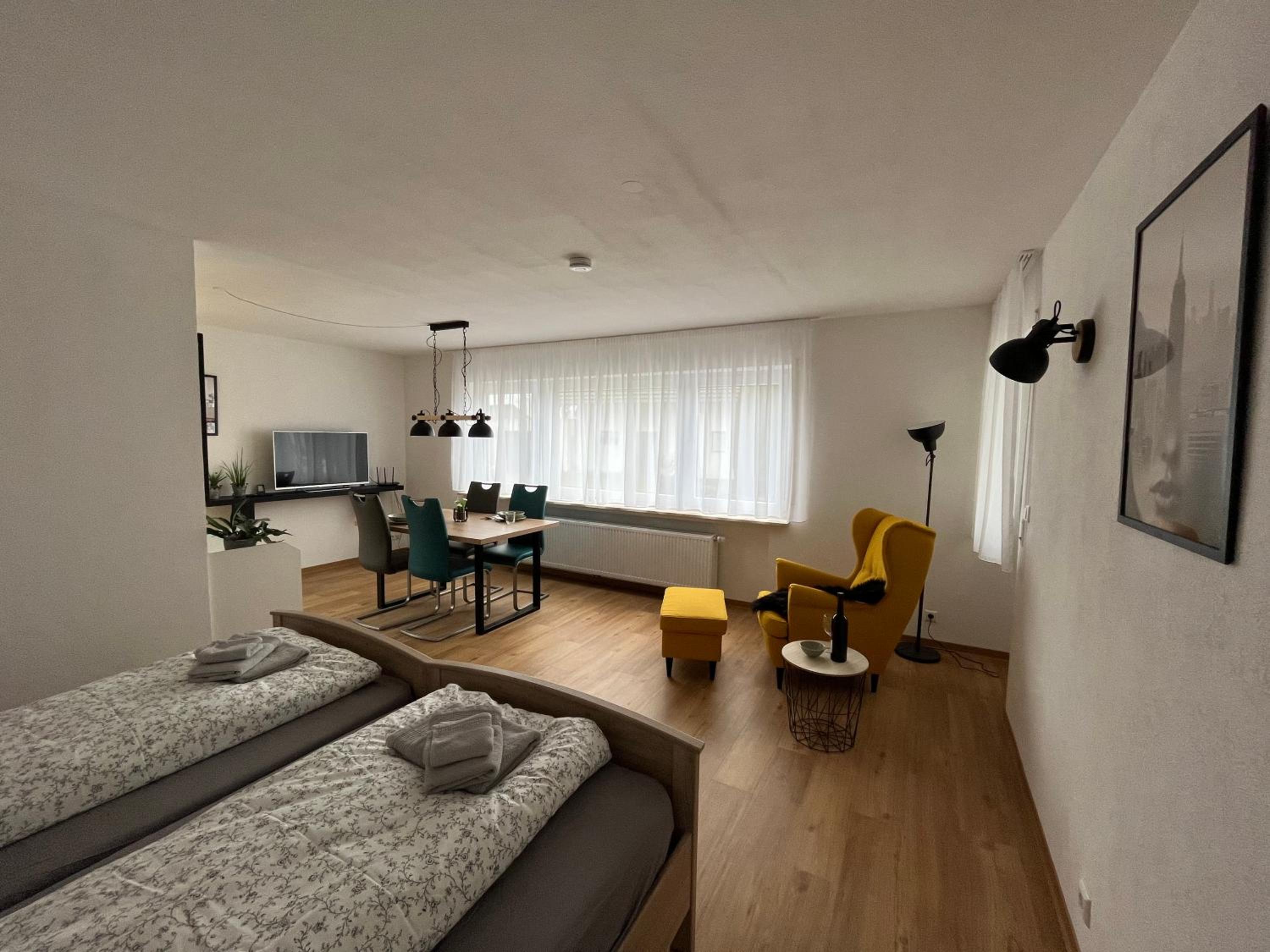 One-Bedroom Apartment photo 1