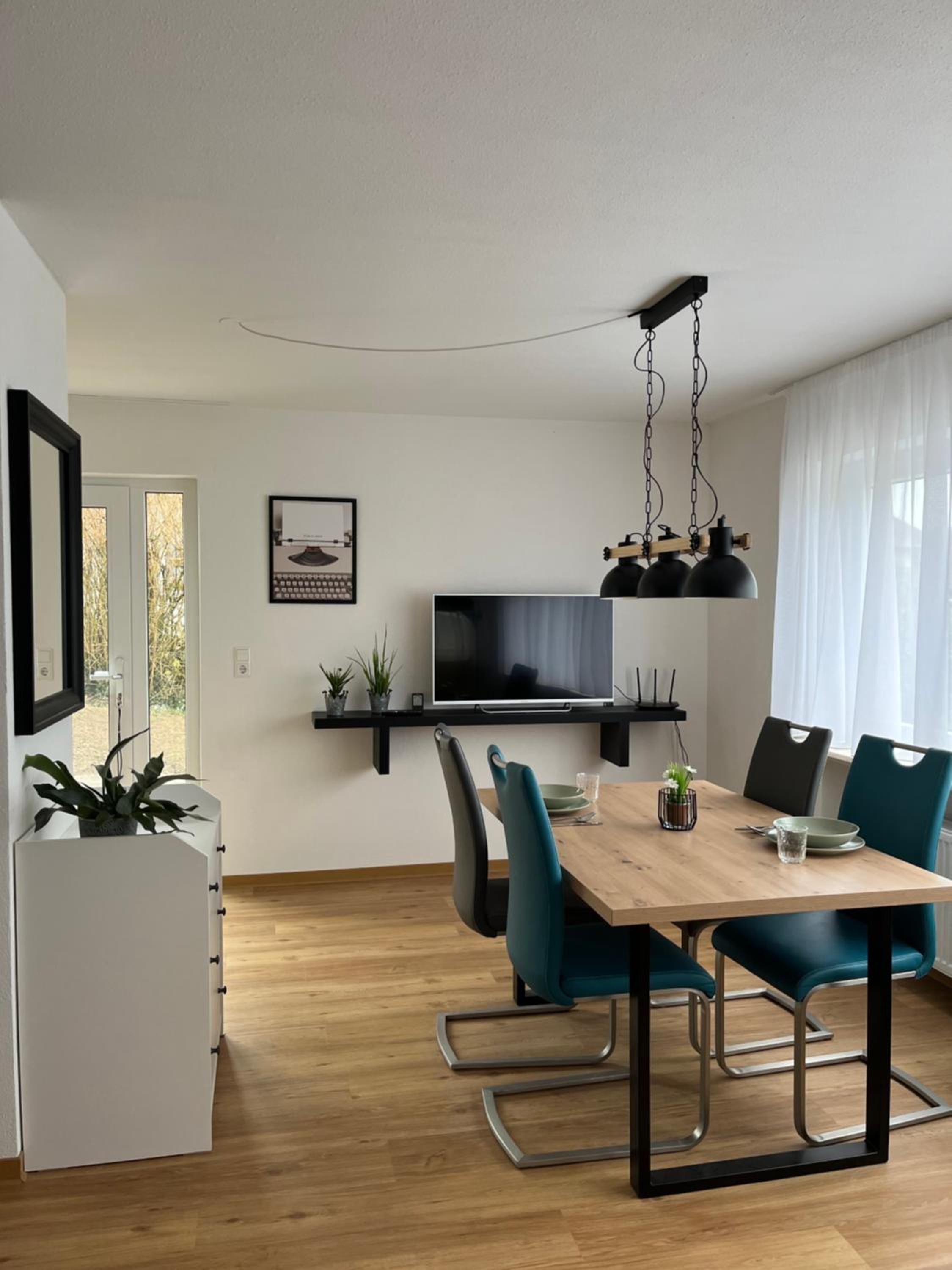One-Bedroom Apartment photo 3