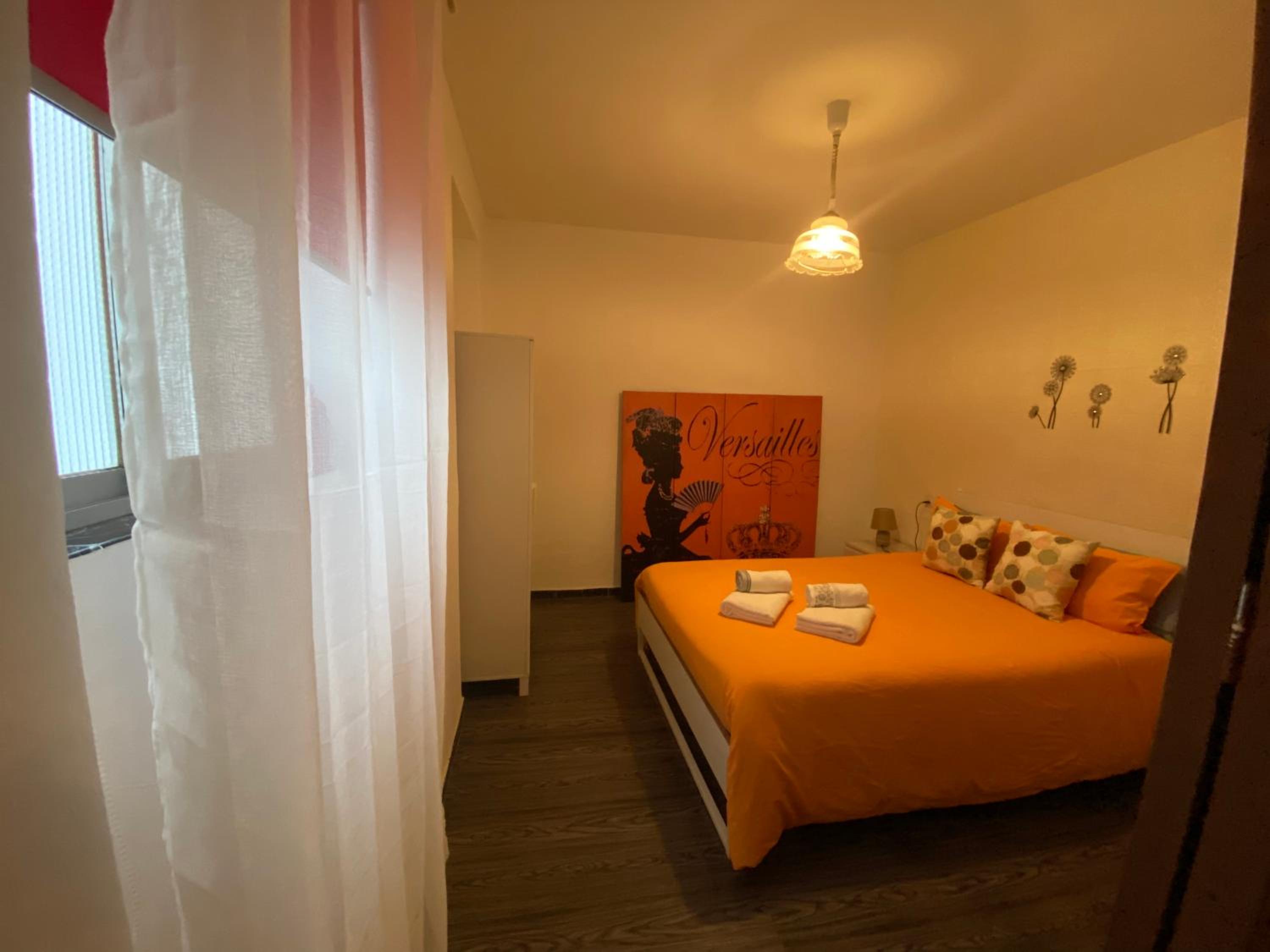 One-Bedroom Apartment - Photo 18