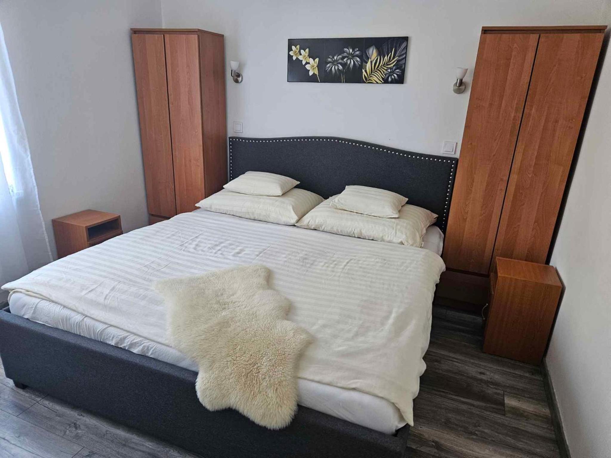 Apartment 3 photo 3