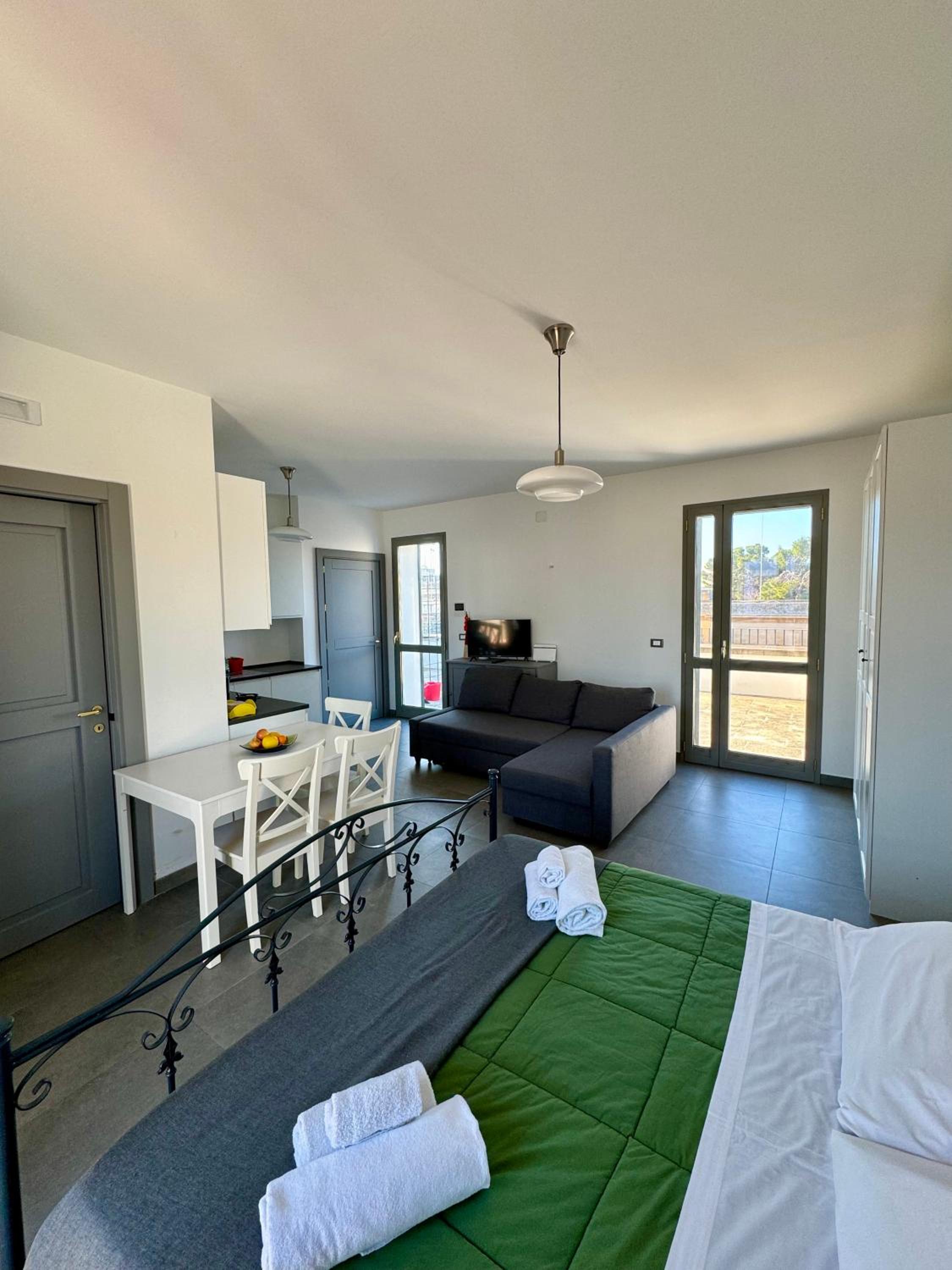 One-Bedroom Apartment