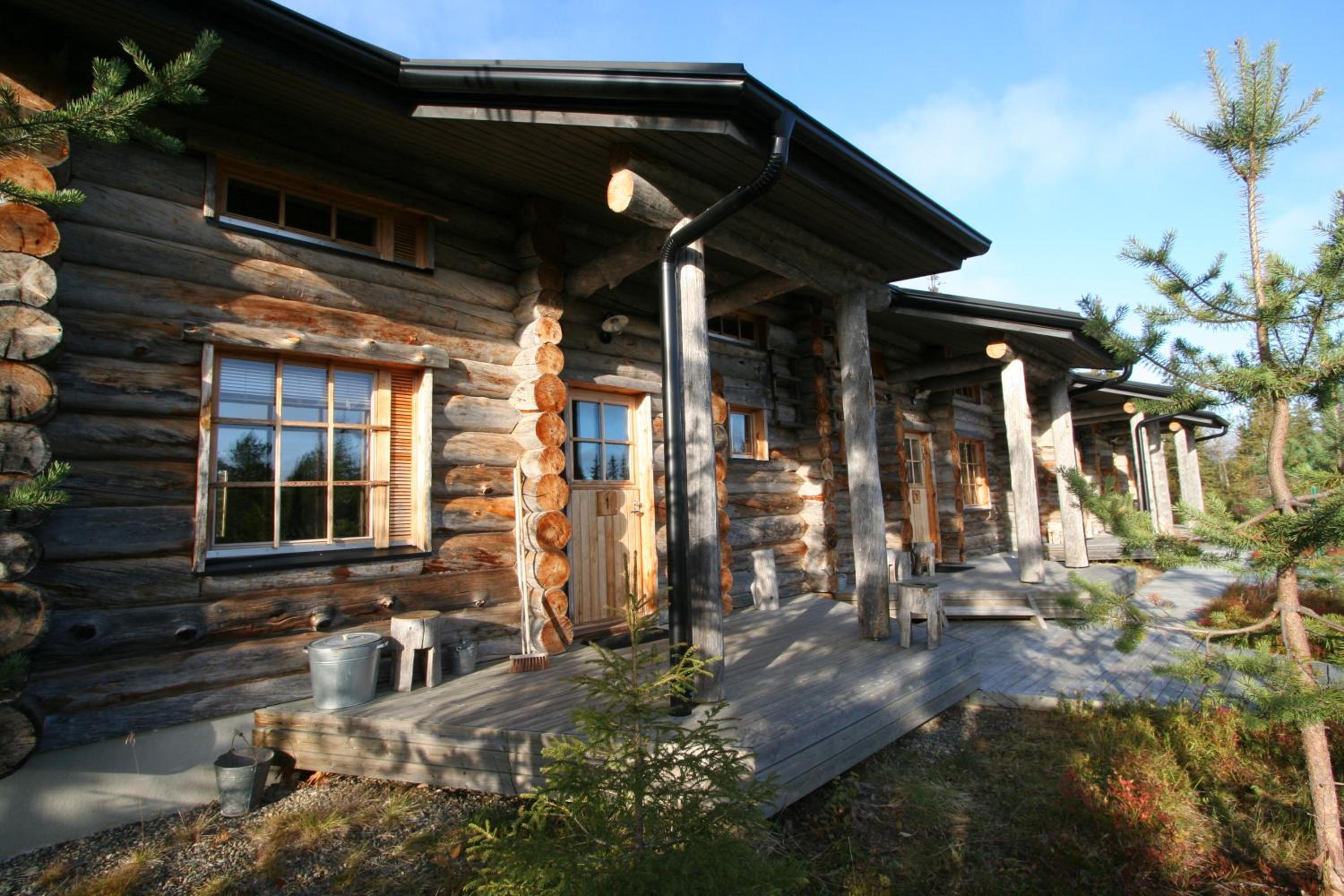 Two-Bedroom House photo 3