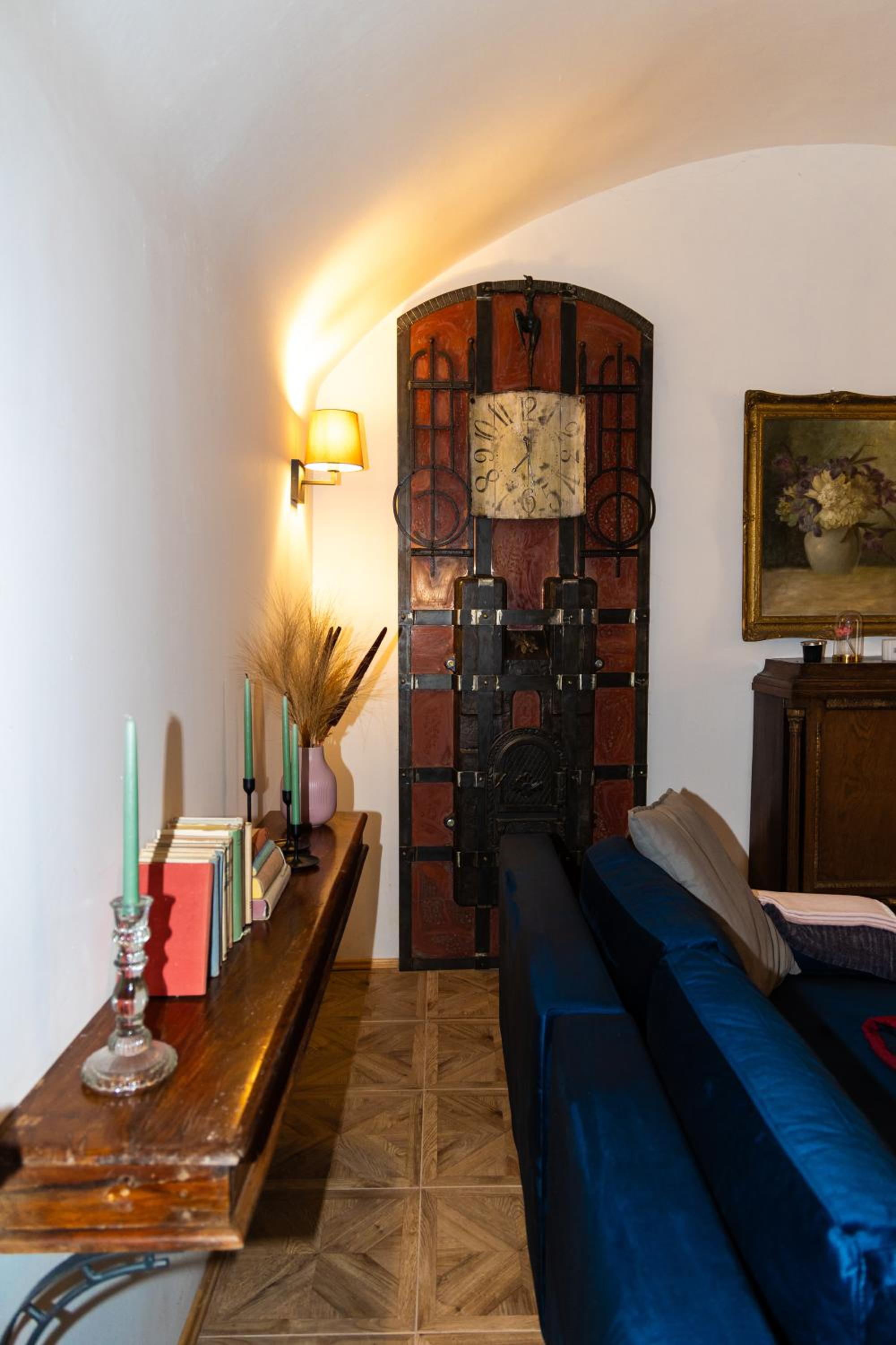 Apartment with Terrace - Photo 6