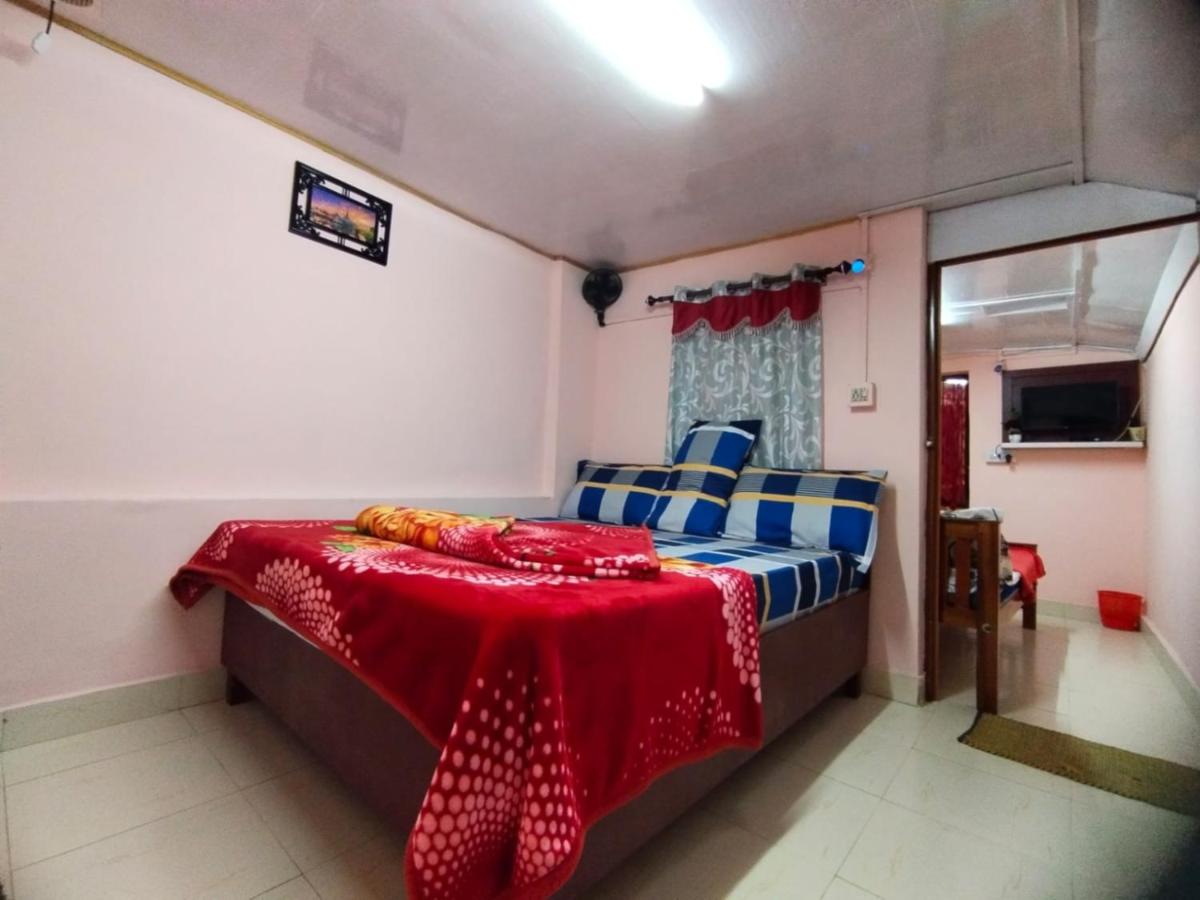 Budget Double Room photo 3