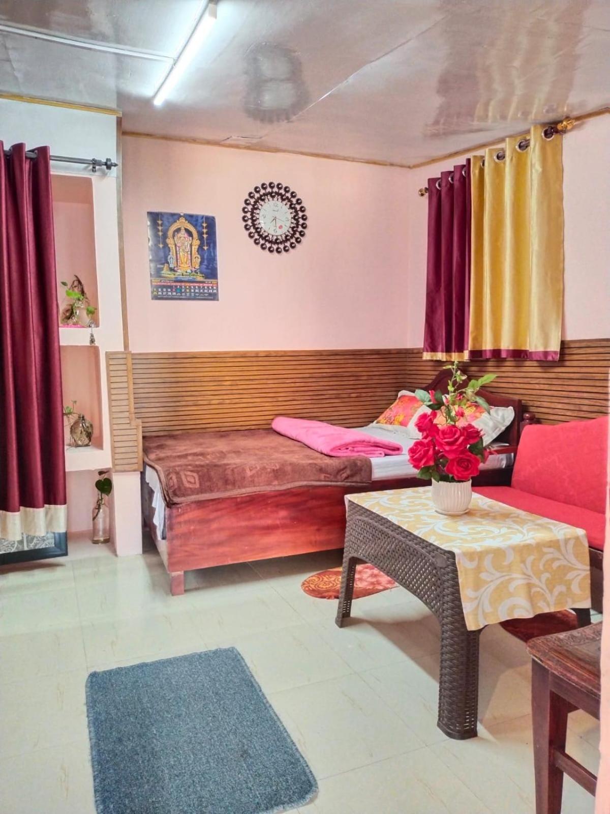 Budget Double Room photo 1