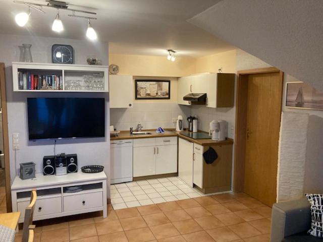 Apartment with Balcony photo 2