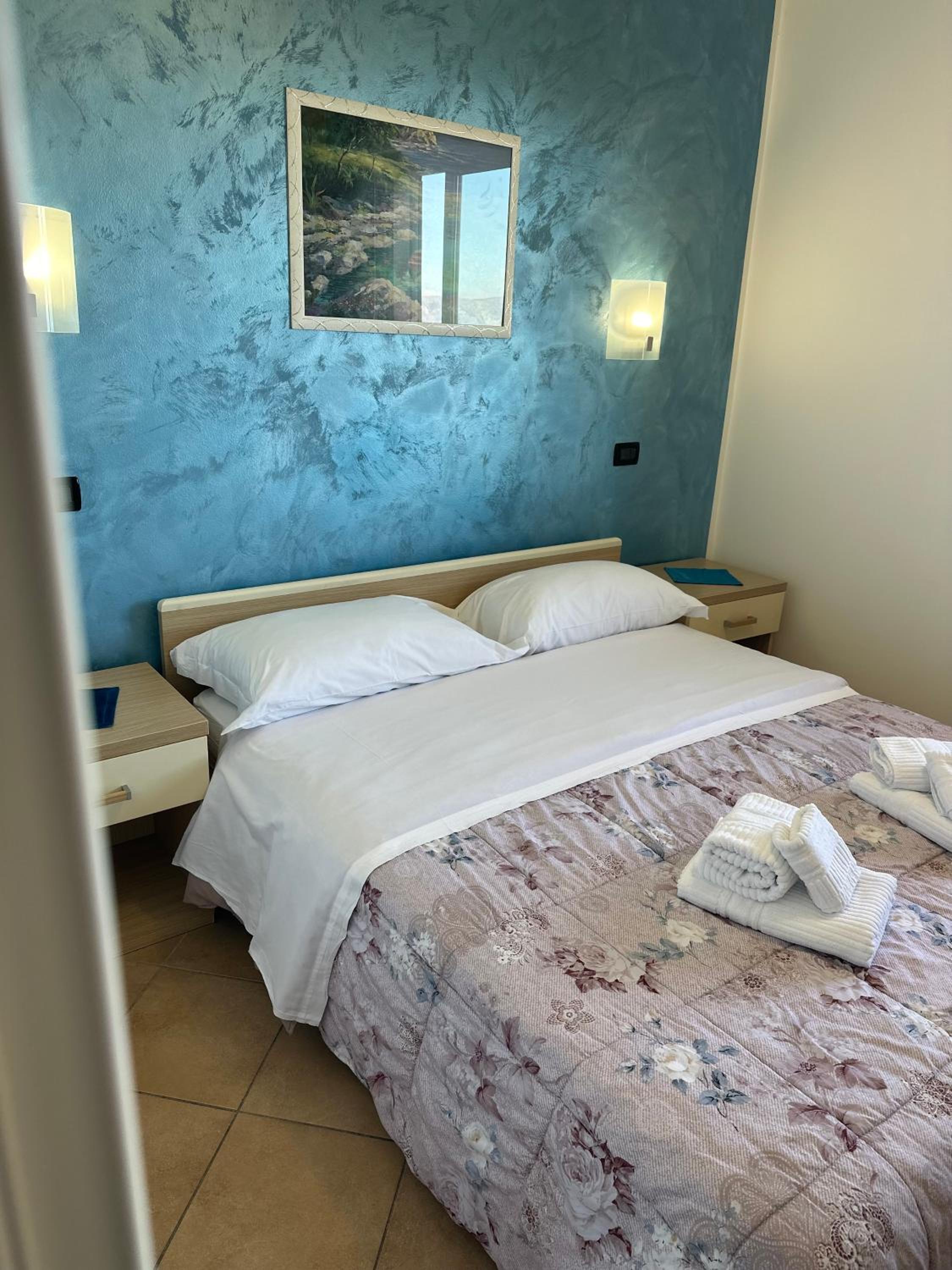Double Room photo 3