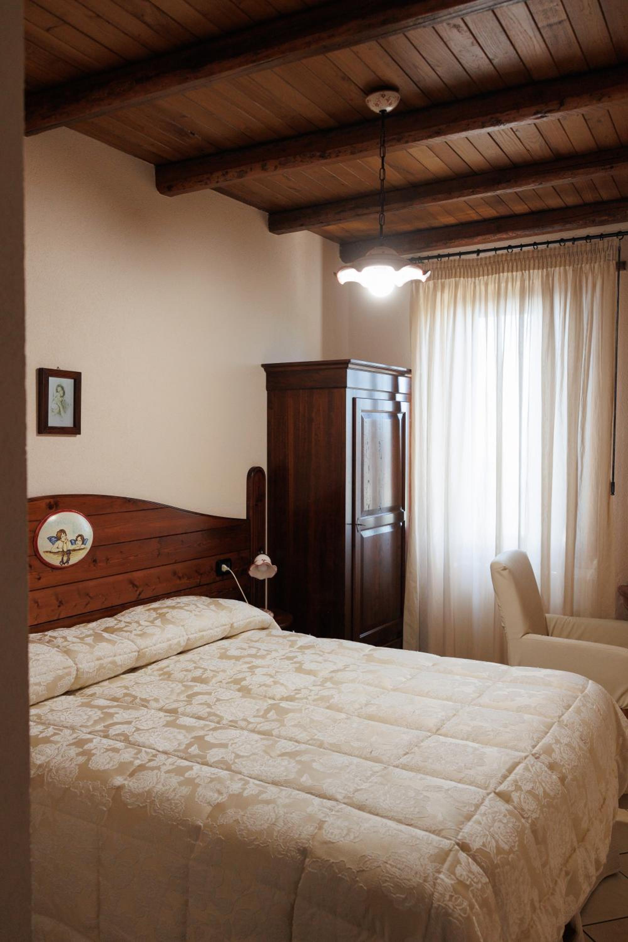 Double or Twin Room with Private Bathroom