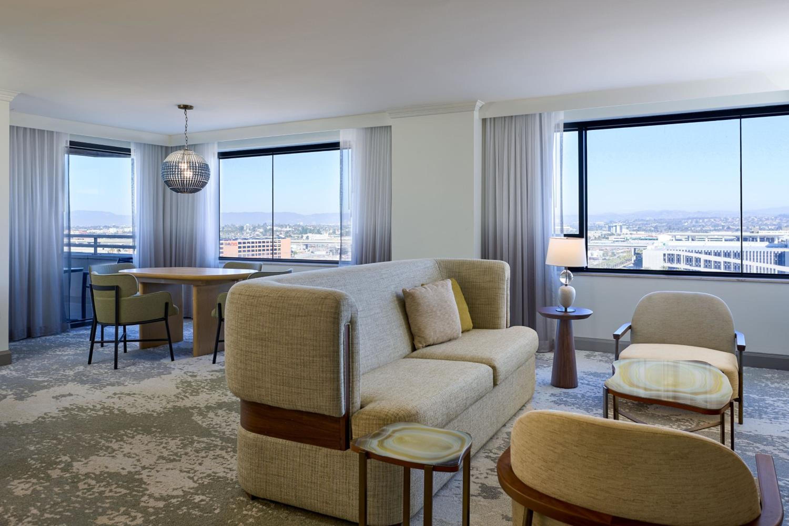 Luxury Suite King, 1 Bedroom Presidential Suite, 1 King