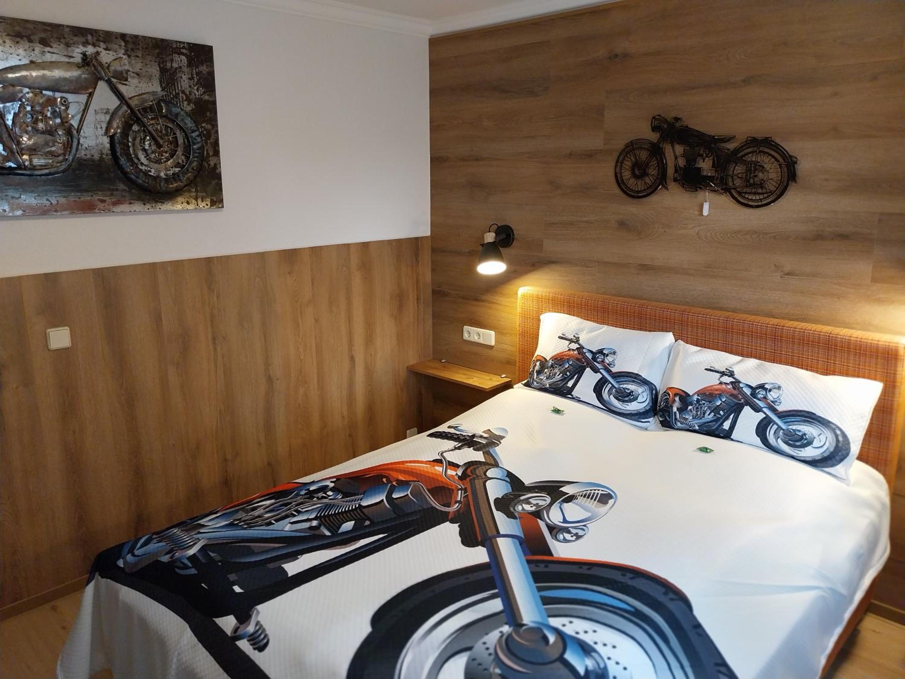 Double Room with Balcony photo 2