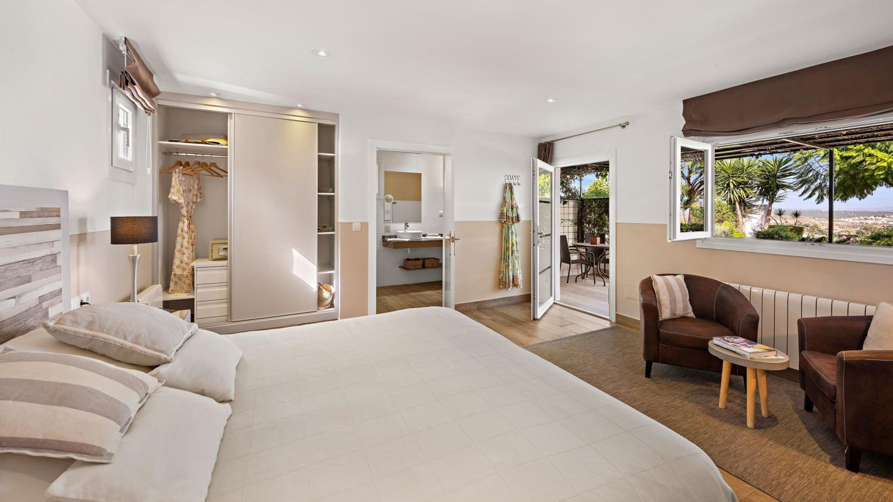 Junior Suite with Terrace