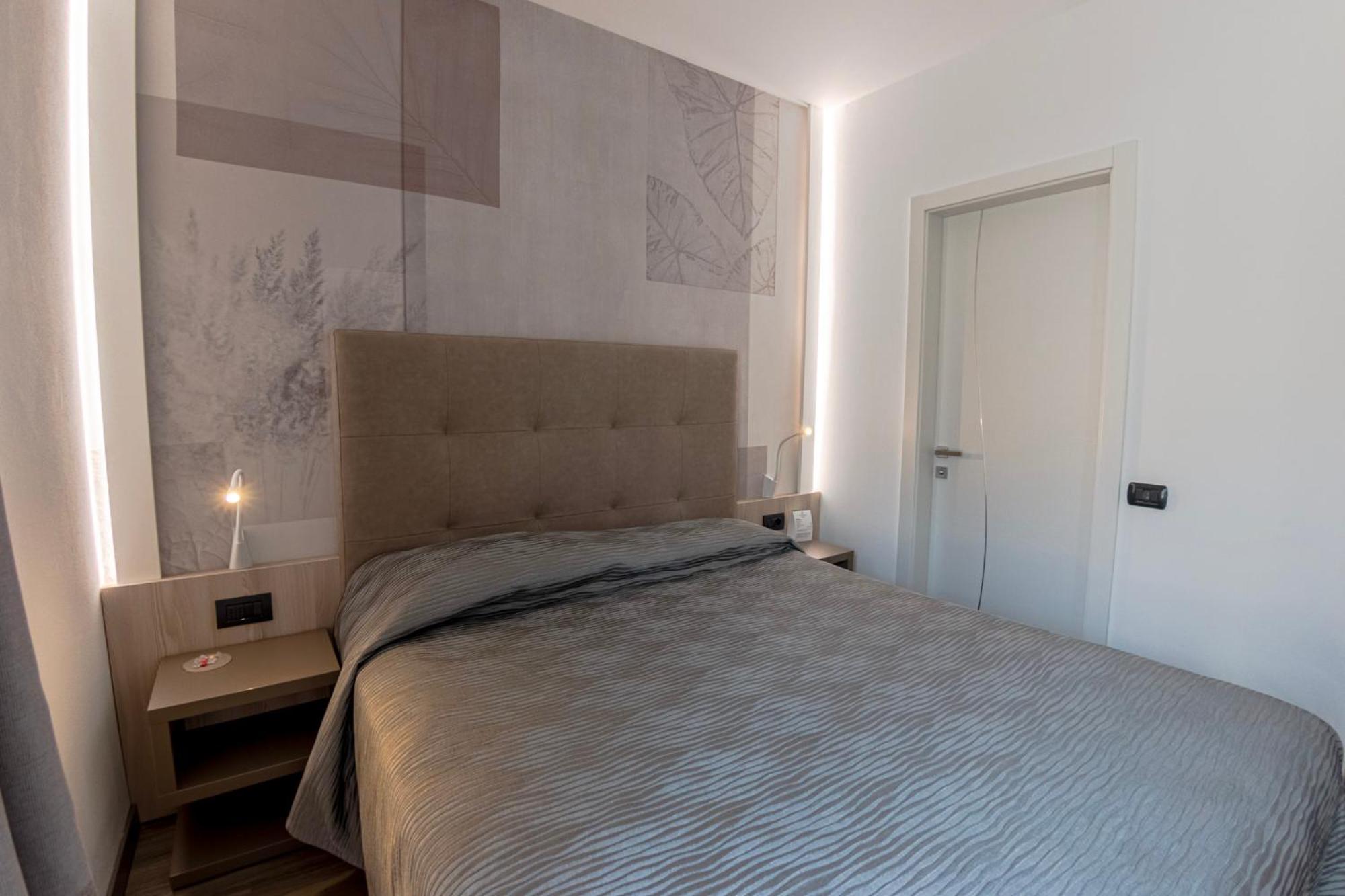 Small Double Room photo 2