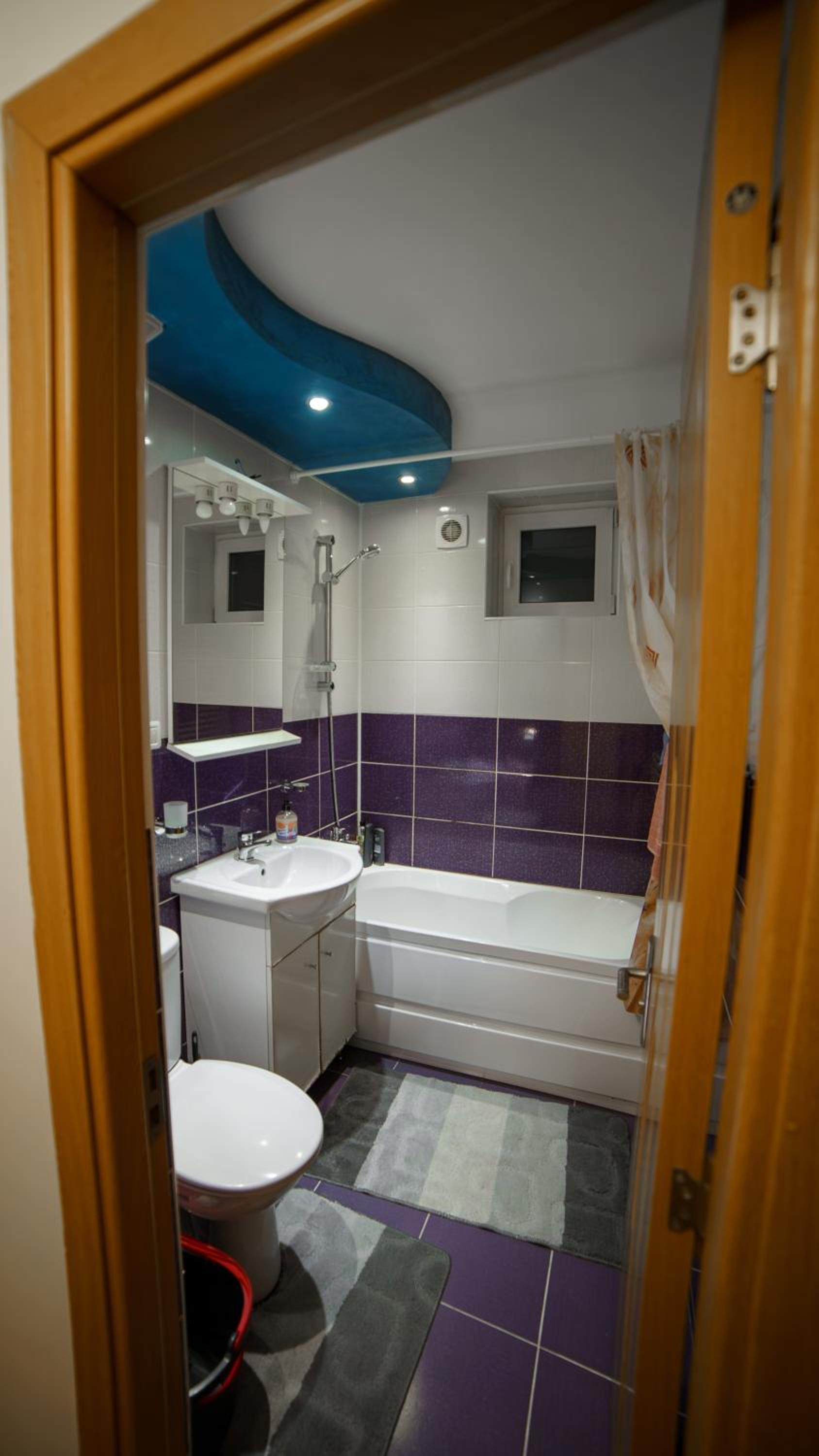 Two-Bedroom Apartment - Photo 20