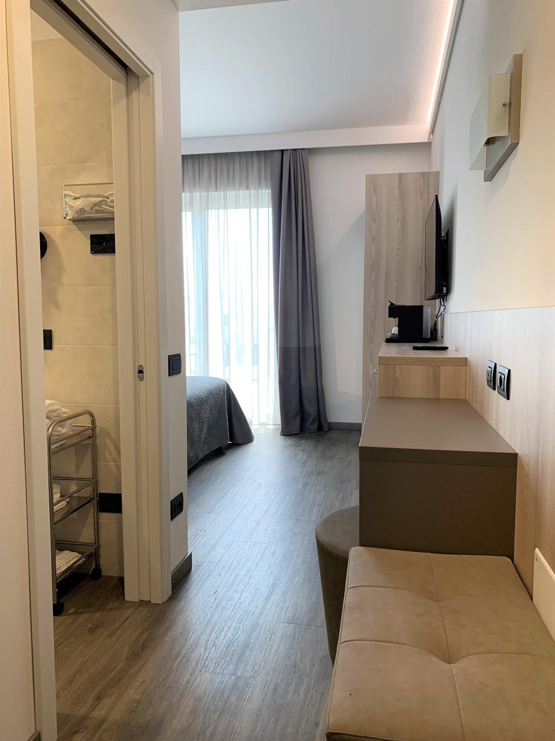 Superior Triple Room - Photo 1