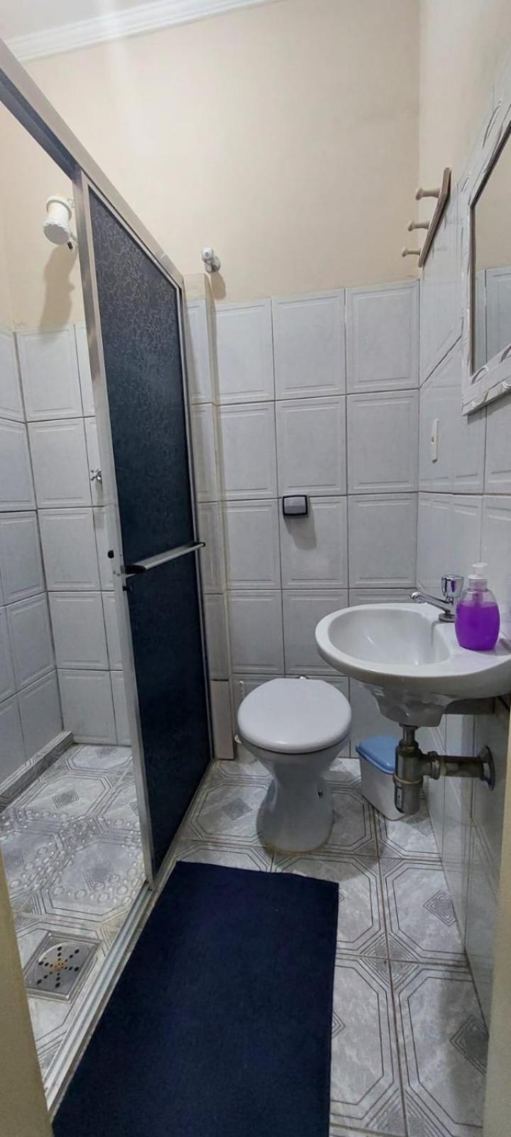 Basic Triple Room with Shared Bathroom photo 3