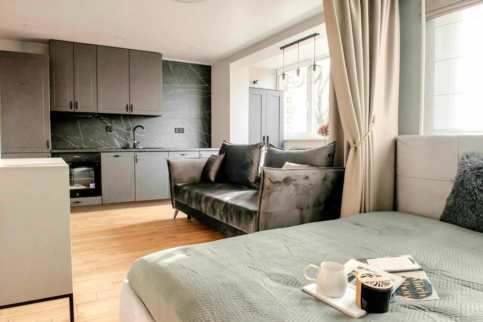 One-Bedroom Apartment photo 1