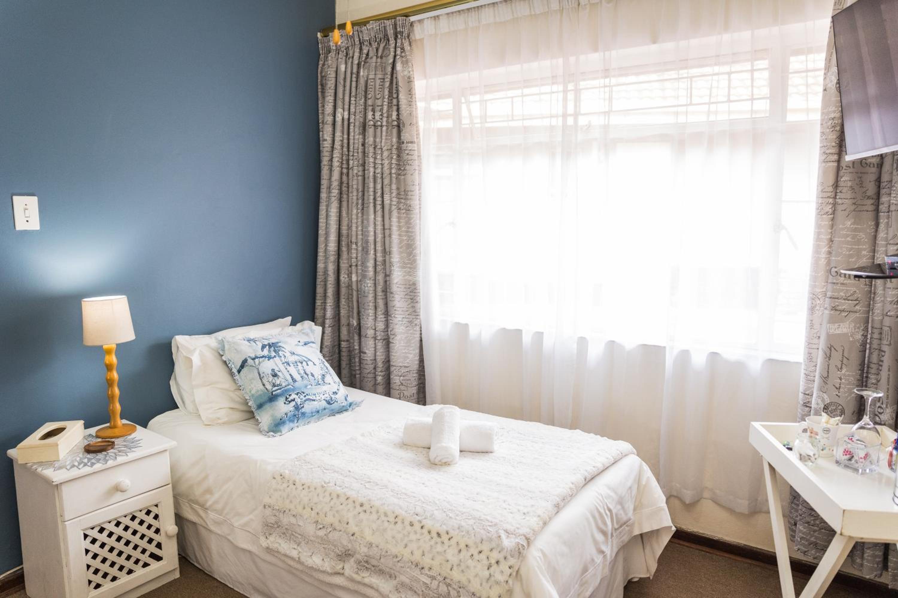 Single Room photo 1